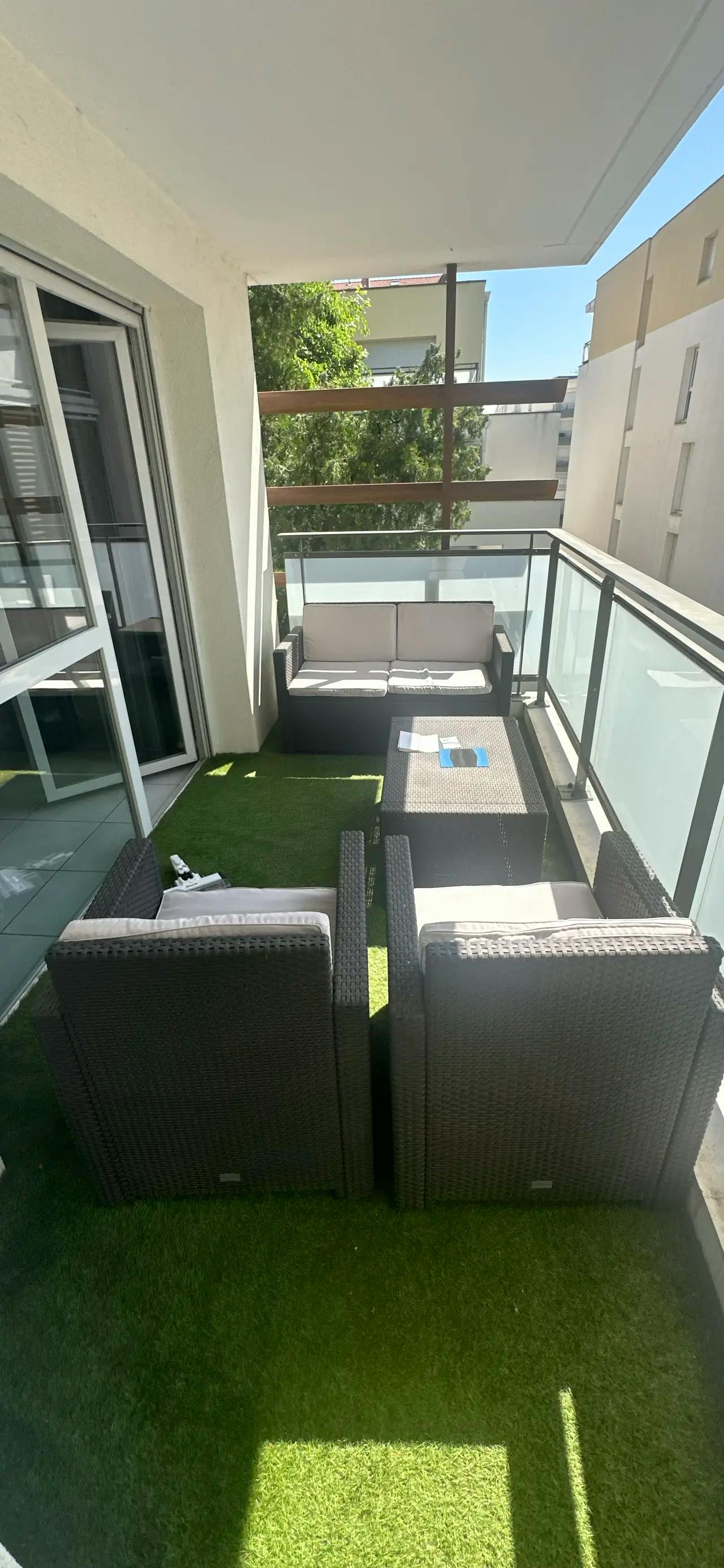 2-Bedroom Apartment in Route de Vienne, Lyon (1731253) ROOM 3
