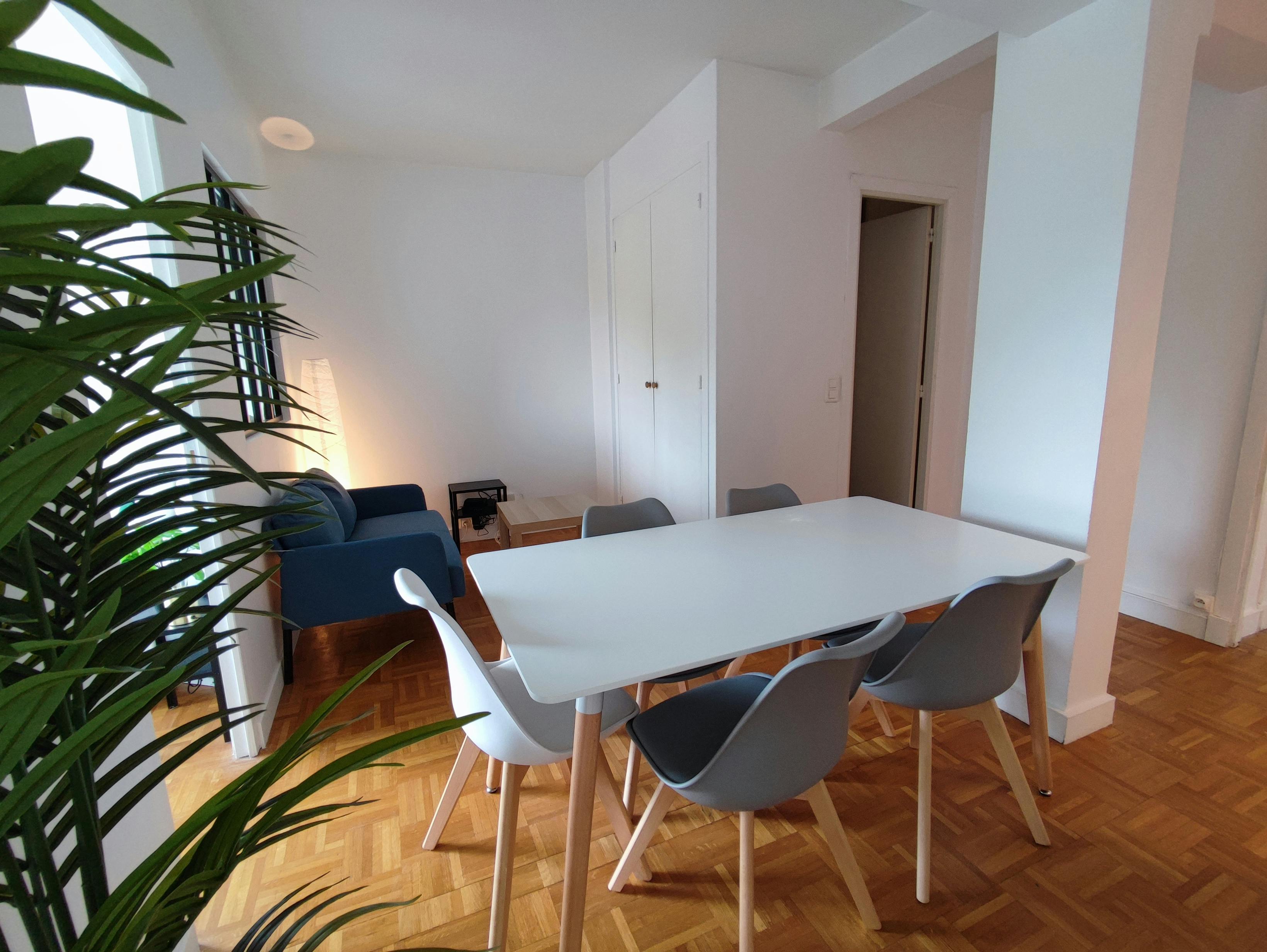 Private room in Boulevard Bineau, Neuilly-sur-Seine (1731274) room image 2