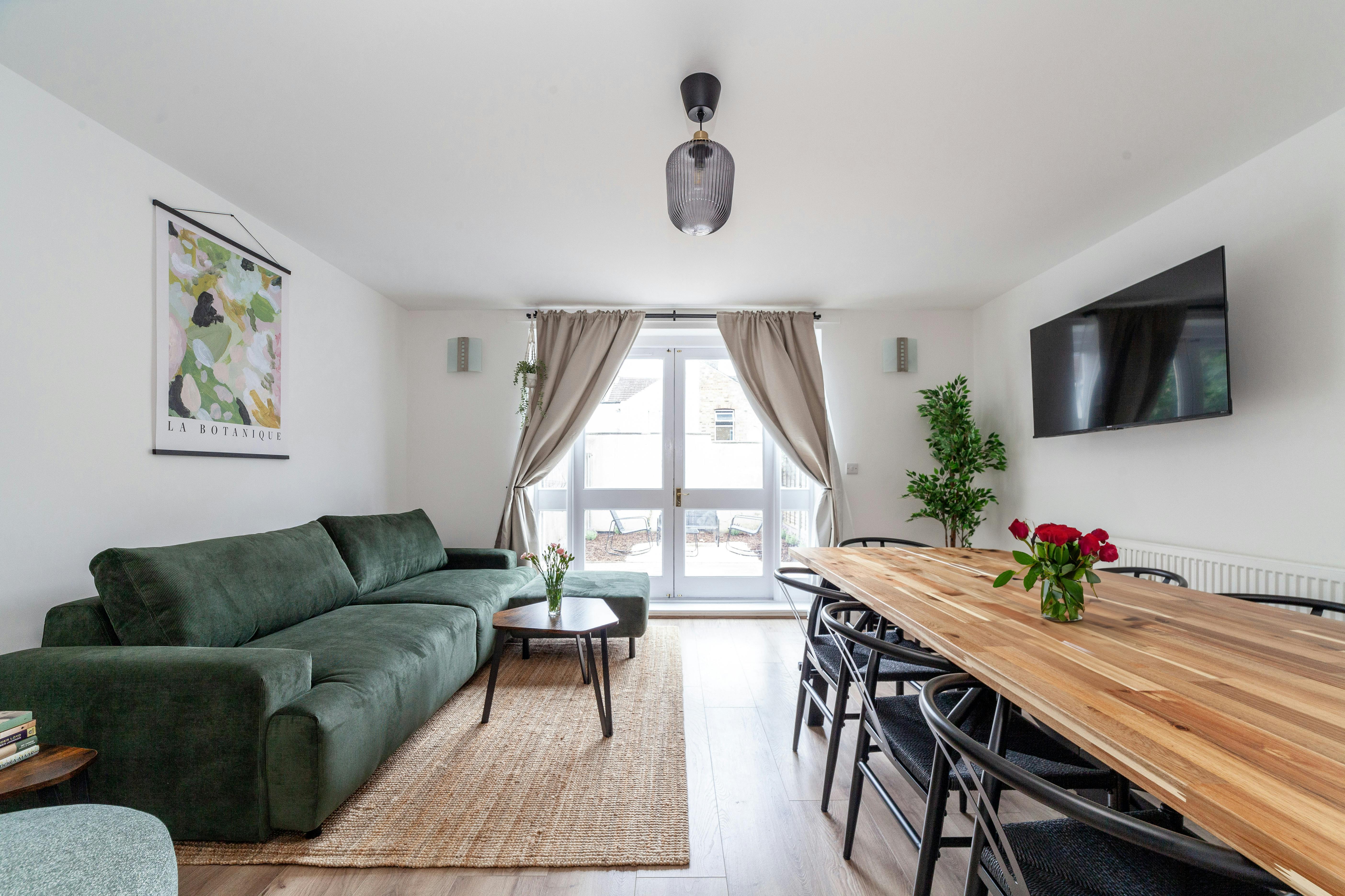 Appartamento in affitto a 5596 £ al mese a London, Hughan Road