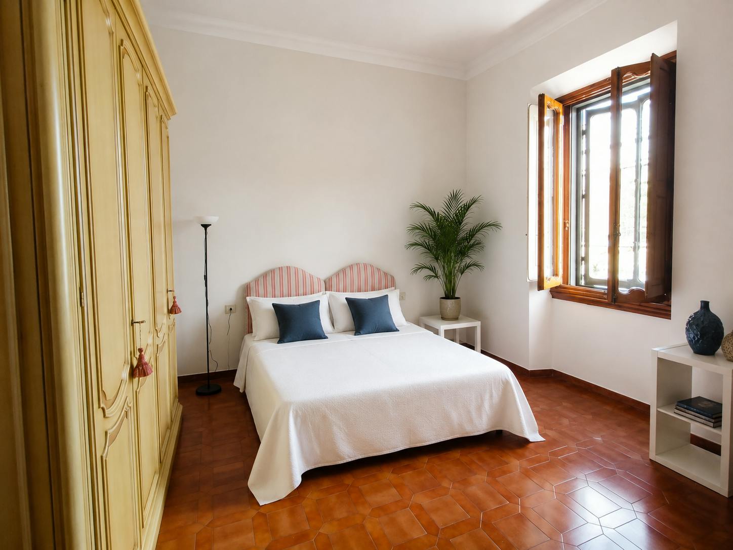 Private room in Via Dino Compagni, Florence (1731353) ROOM