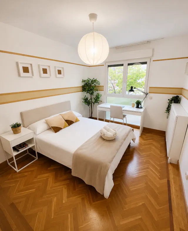 Private room in Calle Fuente del Hierro, Pamplona (1731366) room image 2