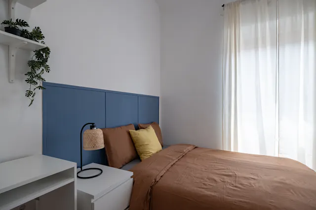 Private room in Carrer de Sant Mateu, Alicante (1731373) room image 1