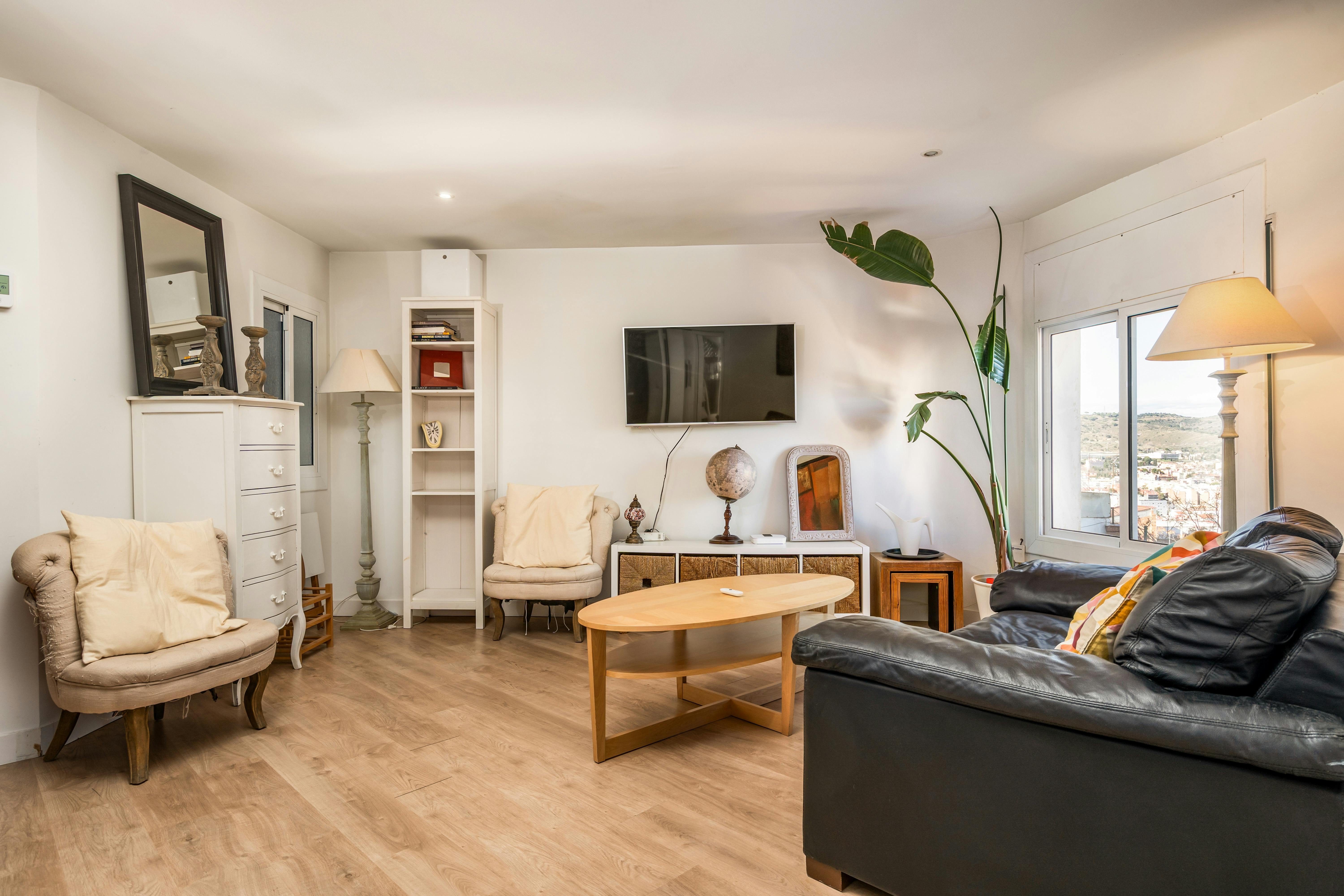 1-Bedroom Apartment in Carrer de Calderón de la Barca, Barcelona (1731402) ROOM 1