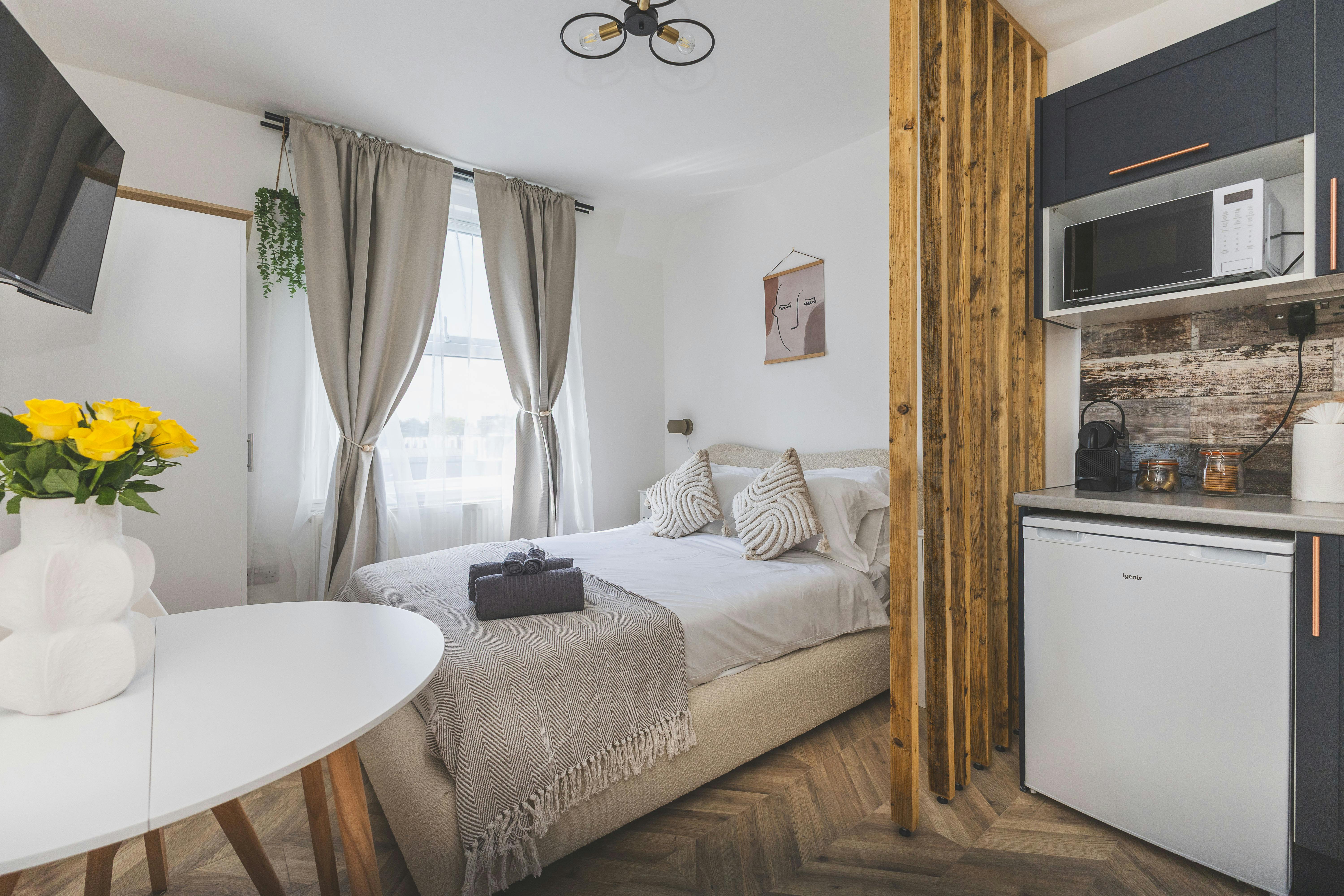 Garsonieră de închiriat pentru 3.400 GBP pe lună în London, Kelvin Road