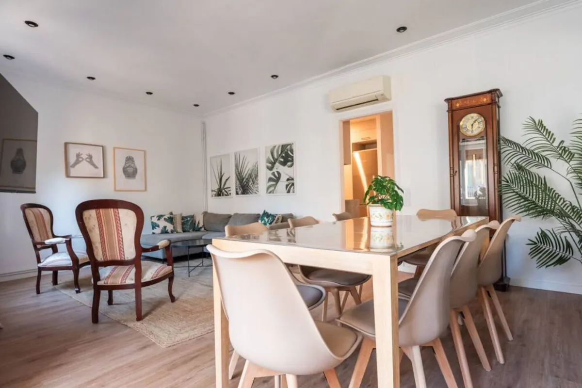 3-Bedroom Apartment in Carrer de Villarroel, Barcelona (1731461) ROOM