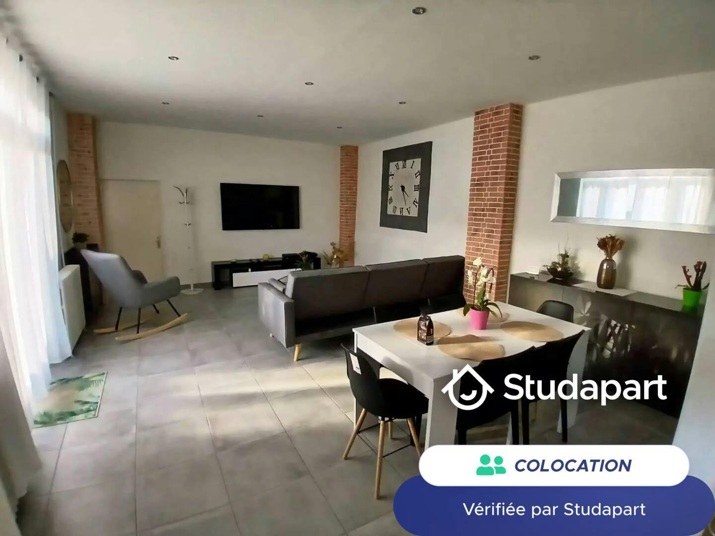 Отдельная комната сдается в аренду за 440 € в месяц в Vichy, Allée Mesdames