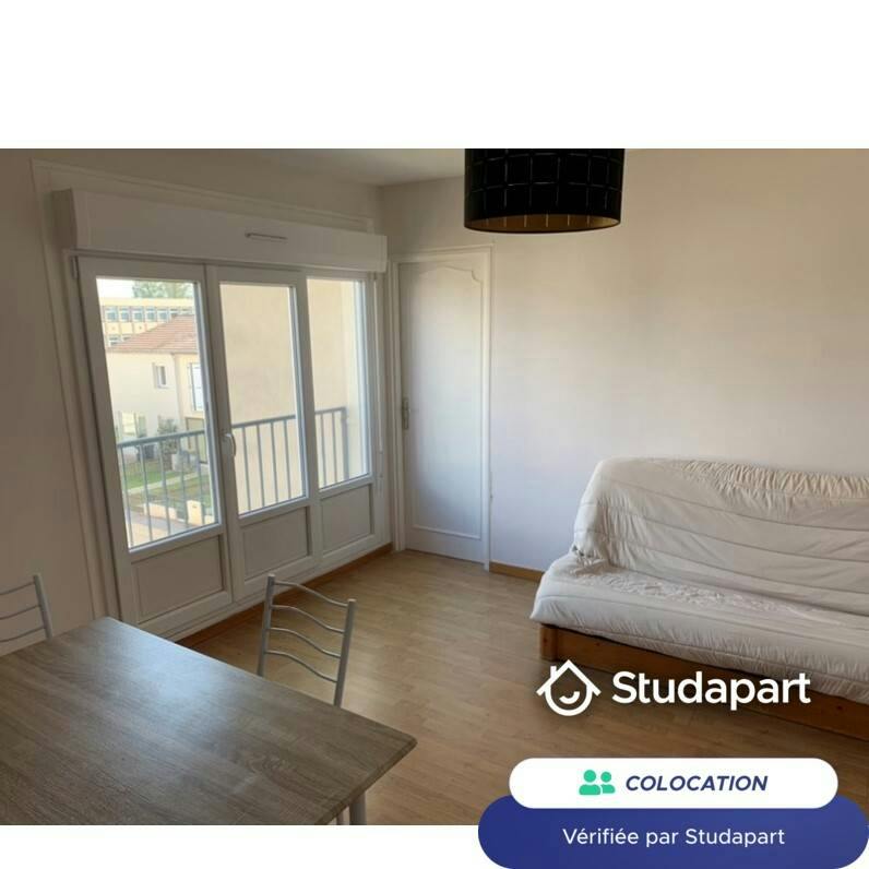 Pièce à Reims
