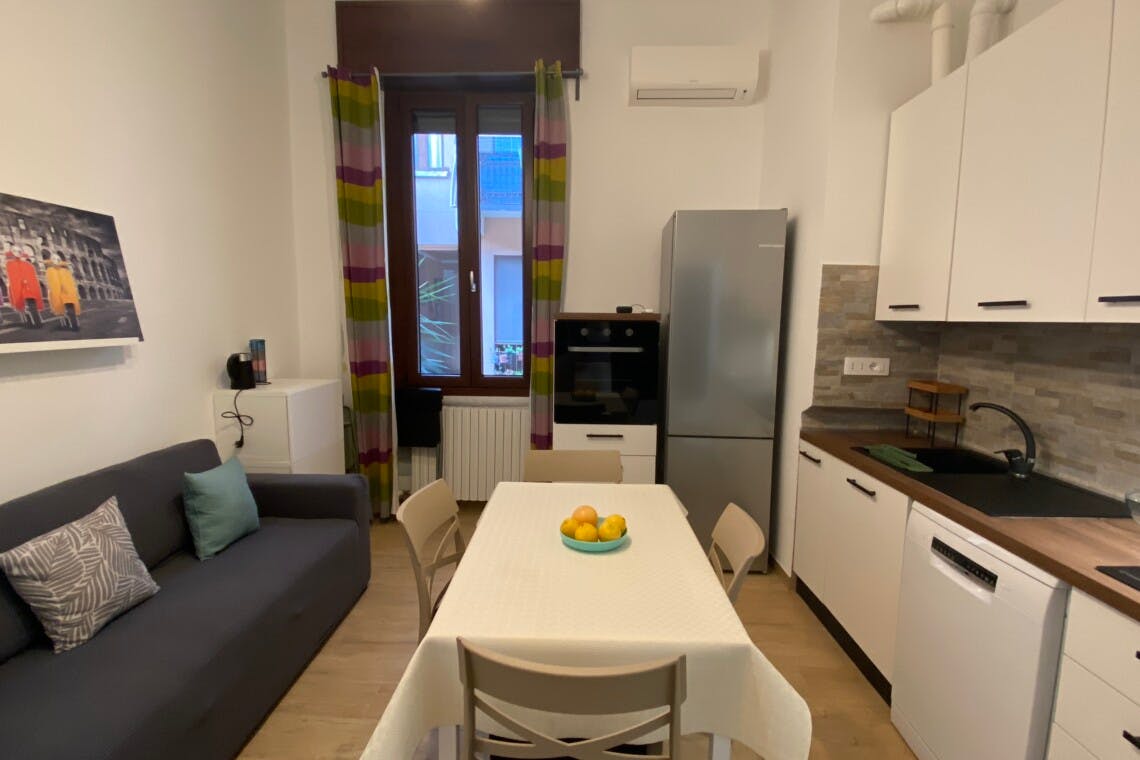 1-Bedroom Apartment in Viale Giovanni da Cermenate, Milan (1731526) ROOM