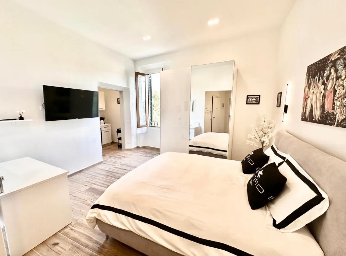 1-Bedroom Apartment in Via Cosimo Rosselli, Florence (1731534) ROOM 2