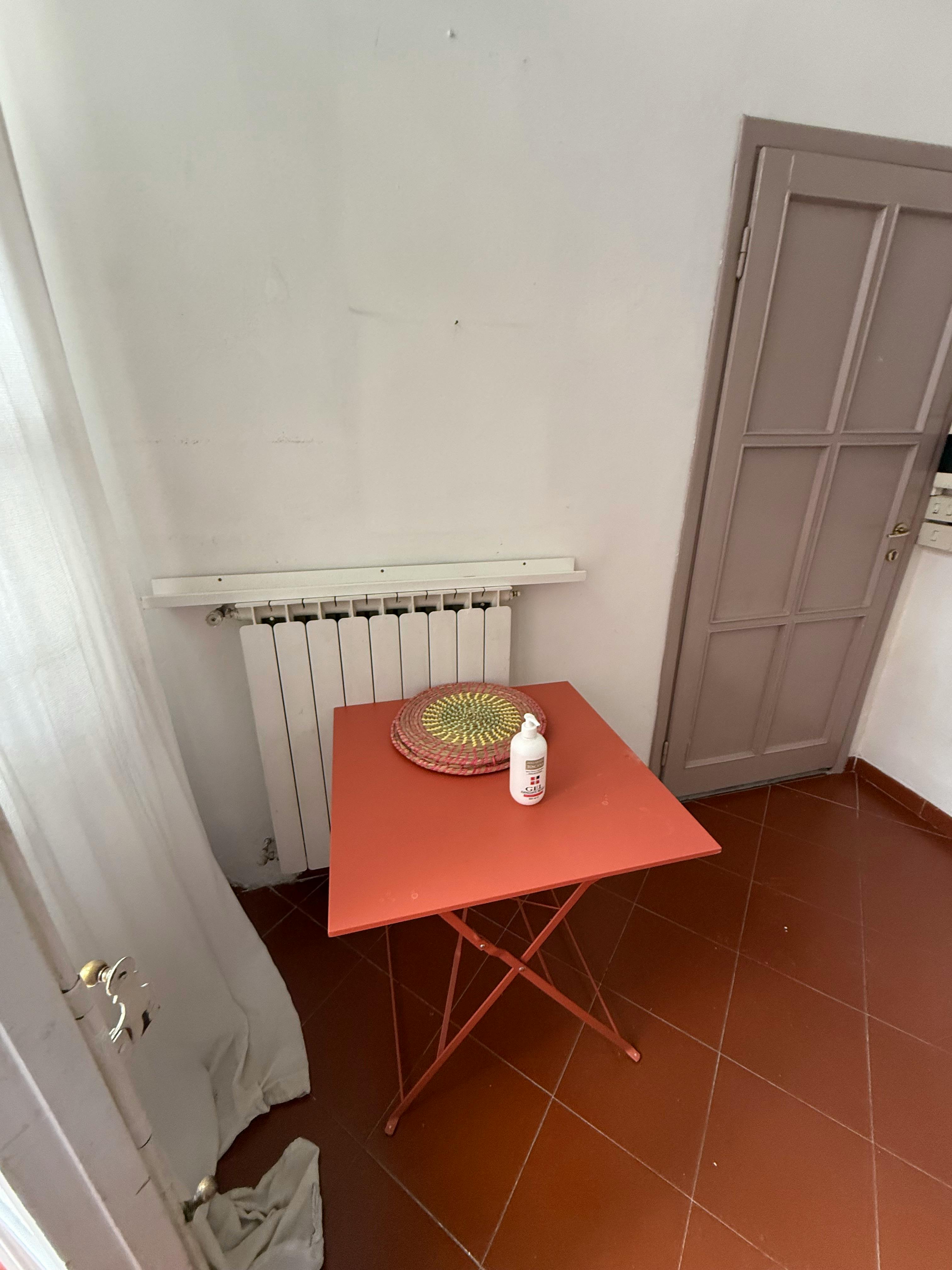 1-Bedroom Apartment in Via dei Pilastri, Florence (1731548) ROOM 2