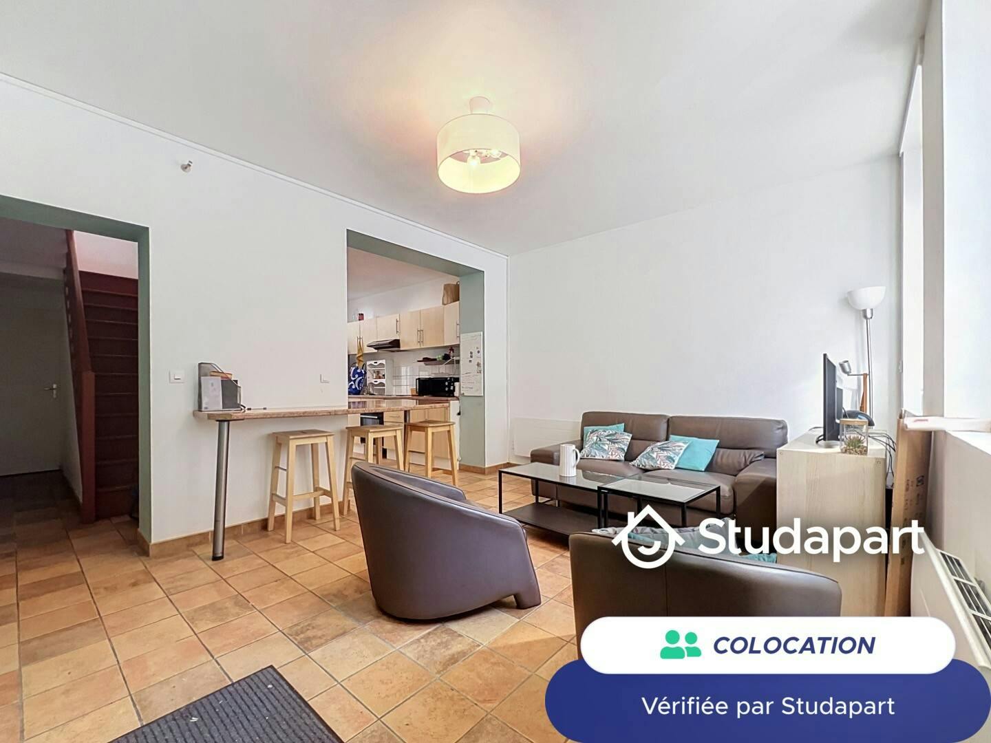 Private room for rent for €500 per month in Lille, Rue Bernos