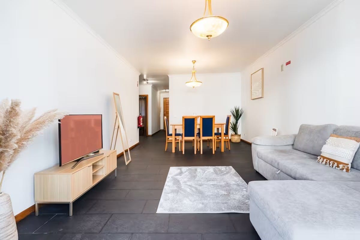 Wohnung zu mieten für 10 € pro Monat in Caniço, Estrada do Garajau