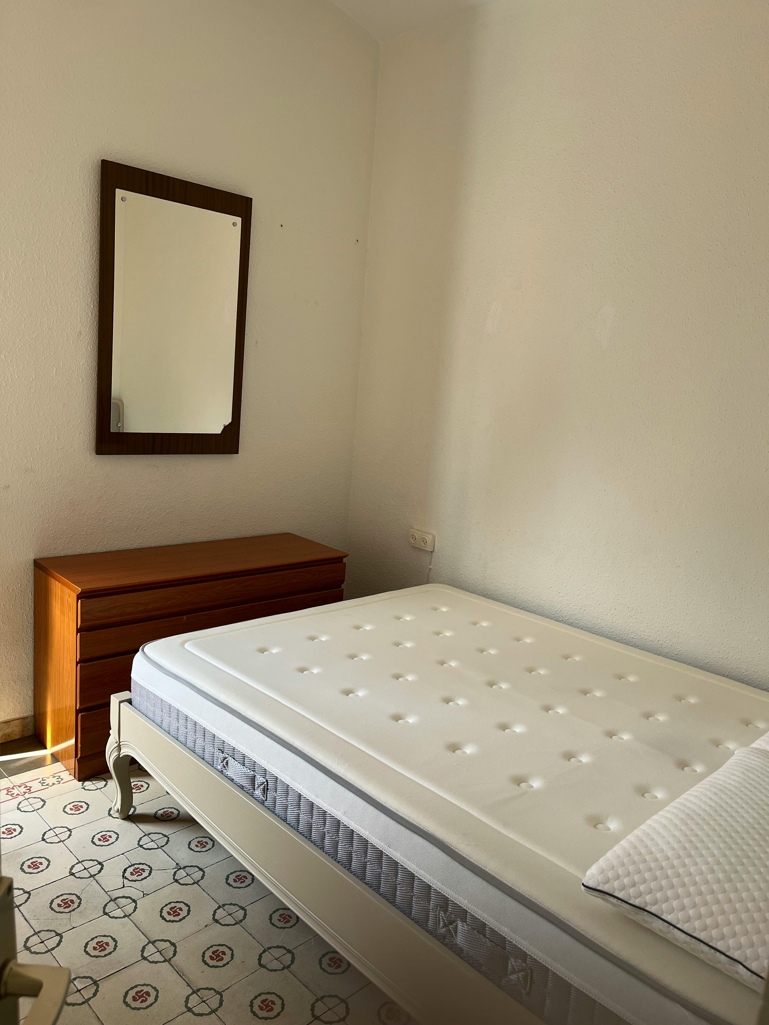 Private room in Carrer de Pavia, Barcelona (1731718) ROOM 3