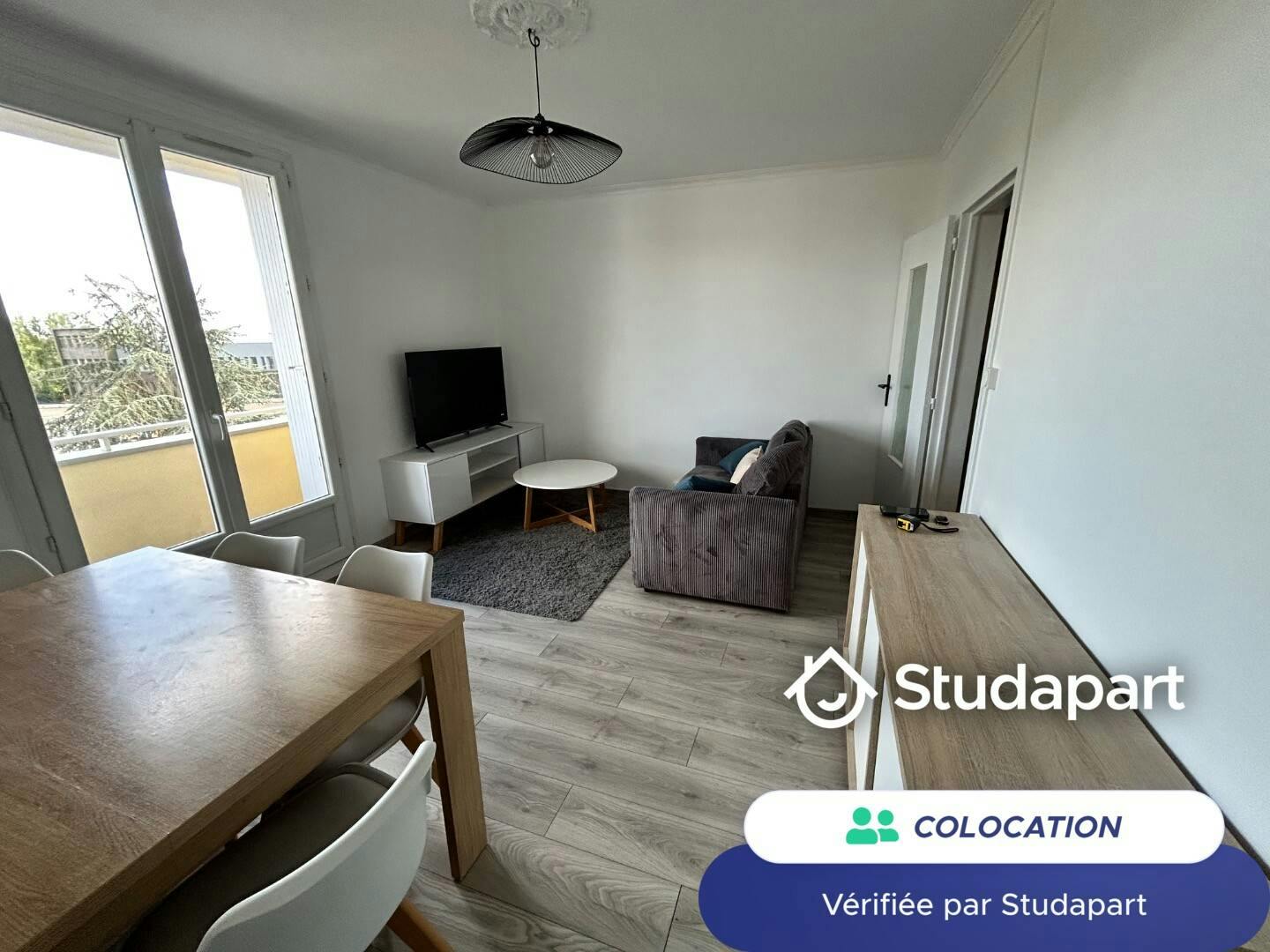 Quarto privado para alugar por € 400 por mês em Le Mans, Rue des Sables d'Or