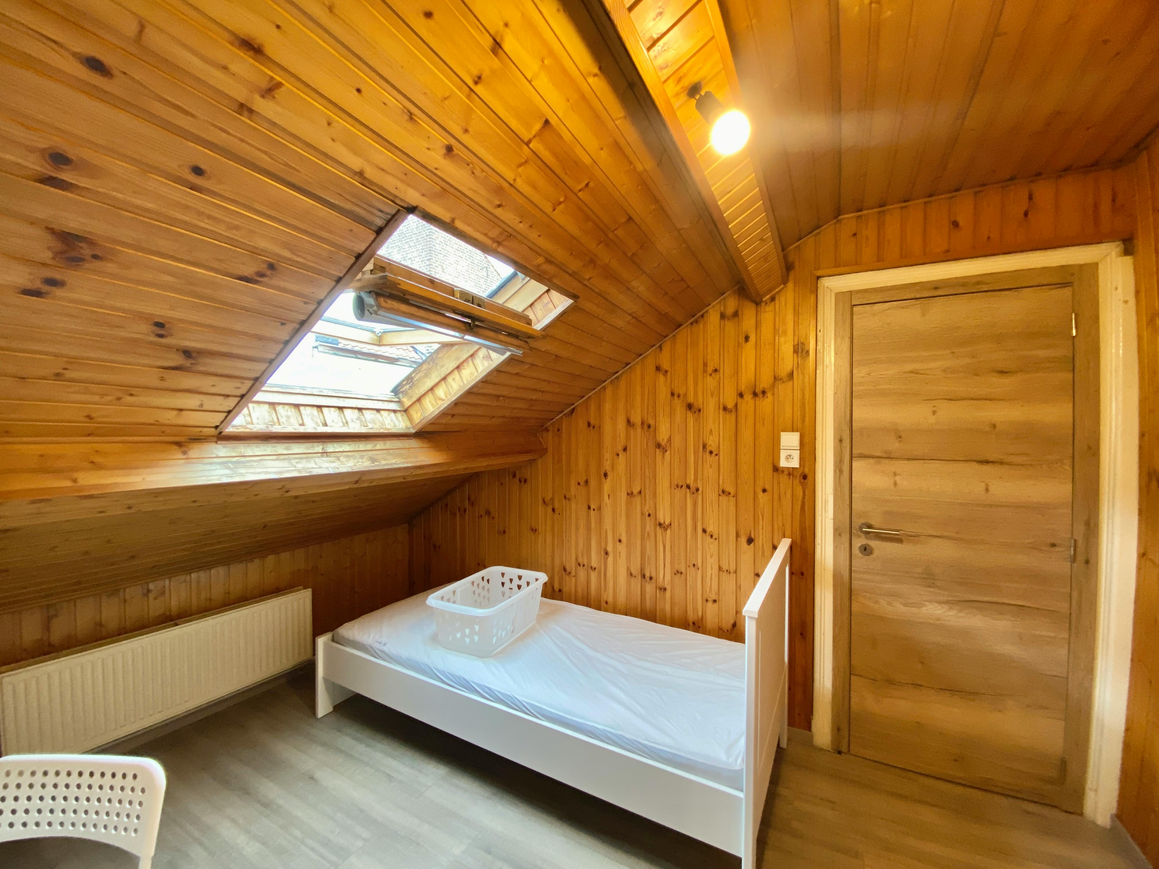 Private room in Rue des Deux Tours, Saint-Josse-ten-Noode (1731811) room image 2