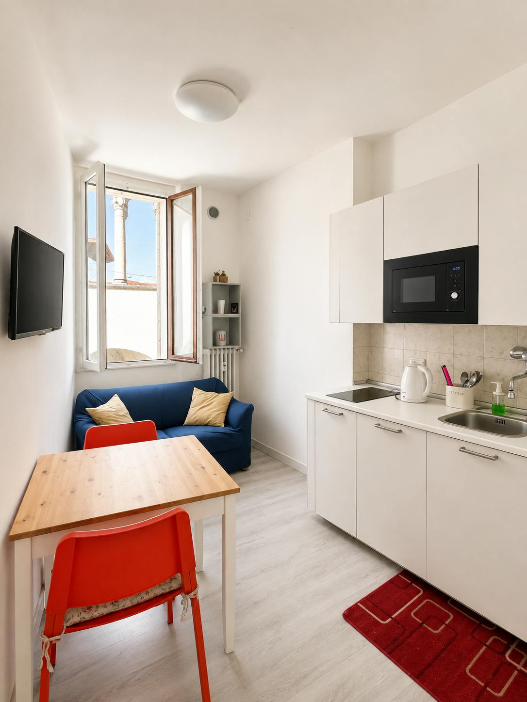 Appartement te huur voor € 1.100 per maand in Padova, Via Sant'Agnese