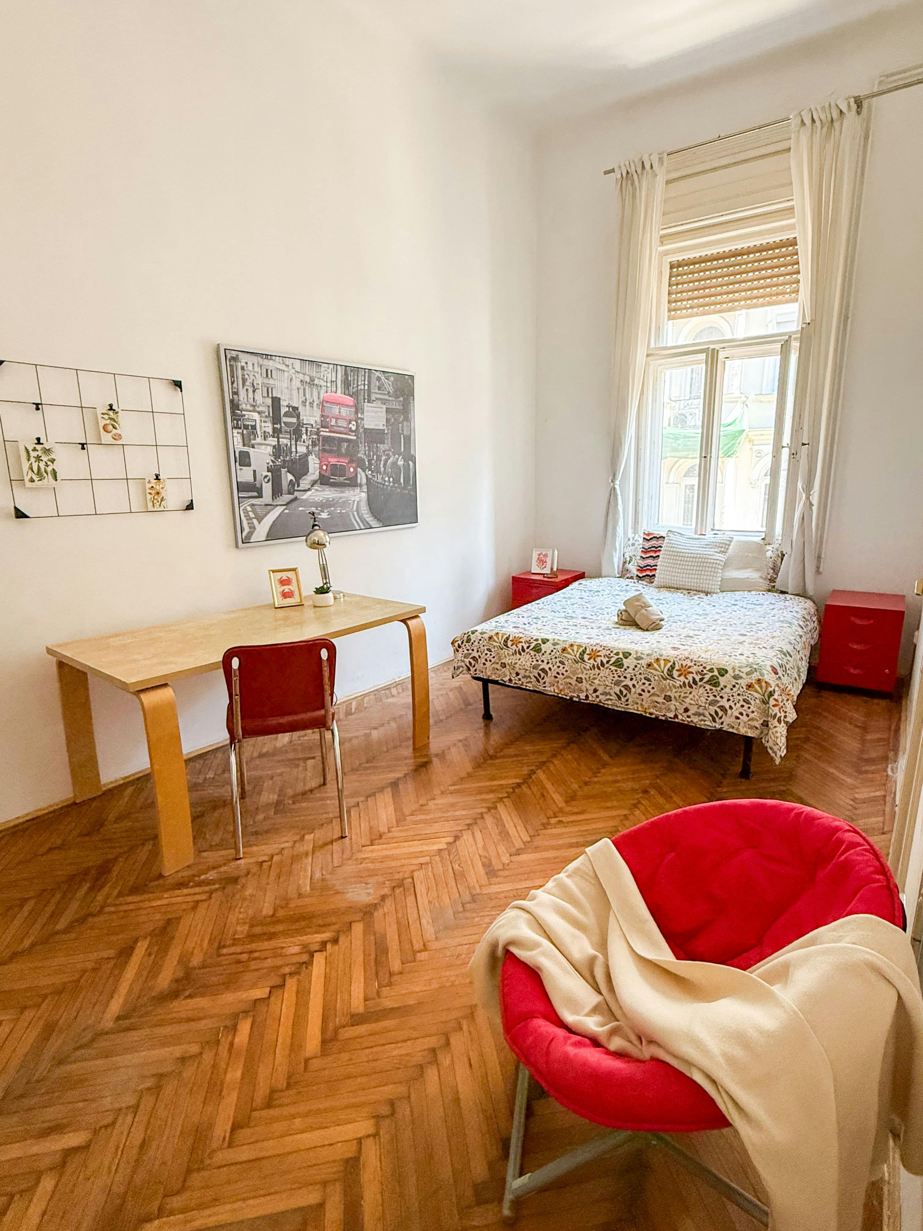 Pokój prywatny do wynajęcia za 177 917 HUF miesięcznie w mieście Budapest, Vörösmarty utca