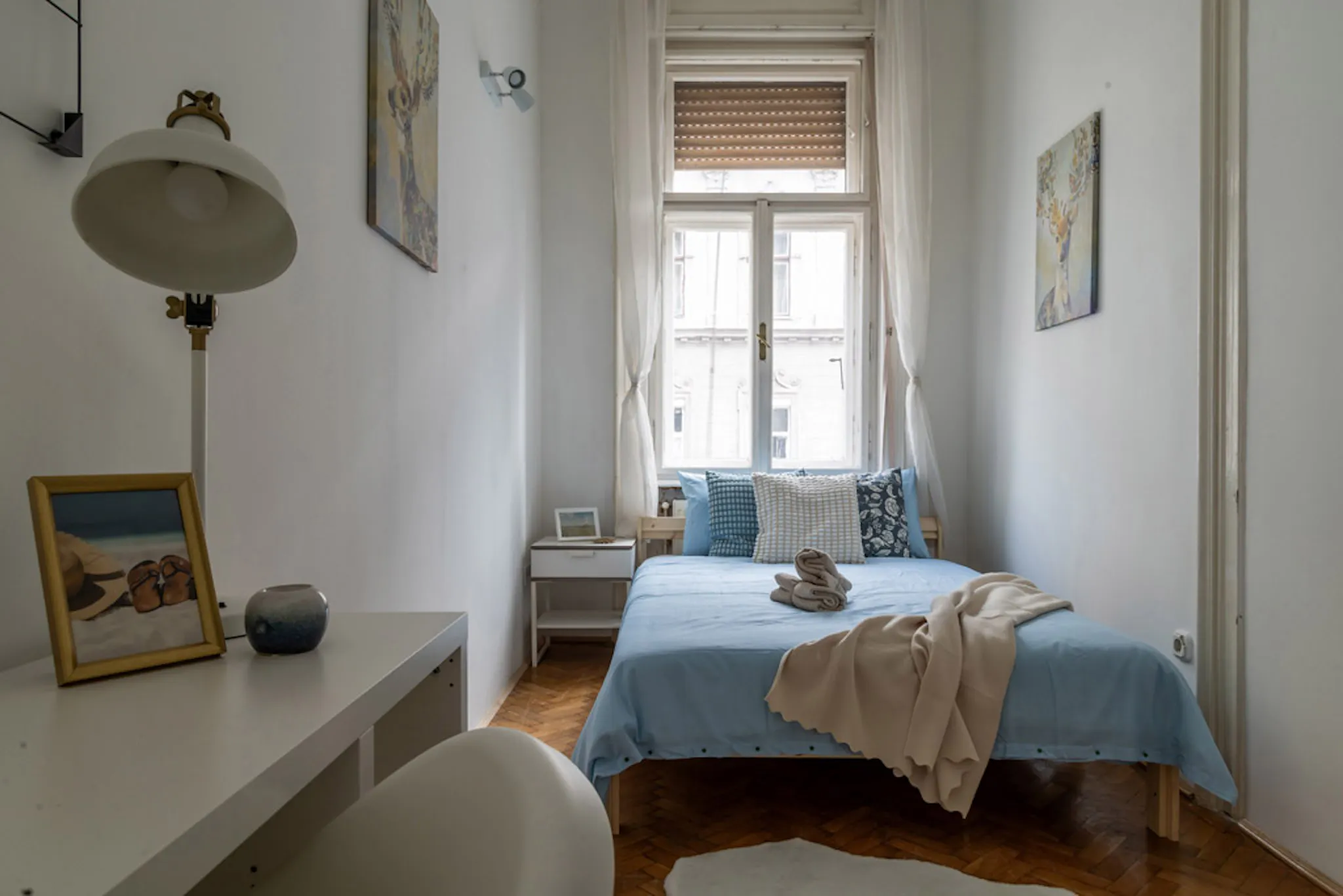 Vörösmarty utca, Budapest preview