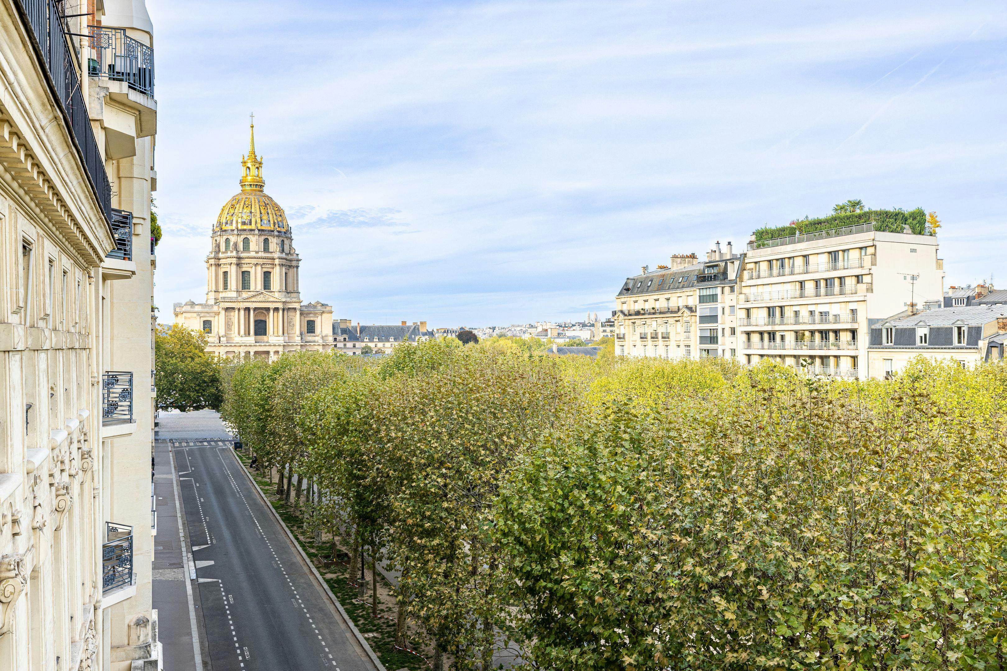 3-Bedroom Apartment in Avenue de Breteuil, Paris (1731864) ROOM 1