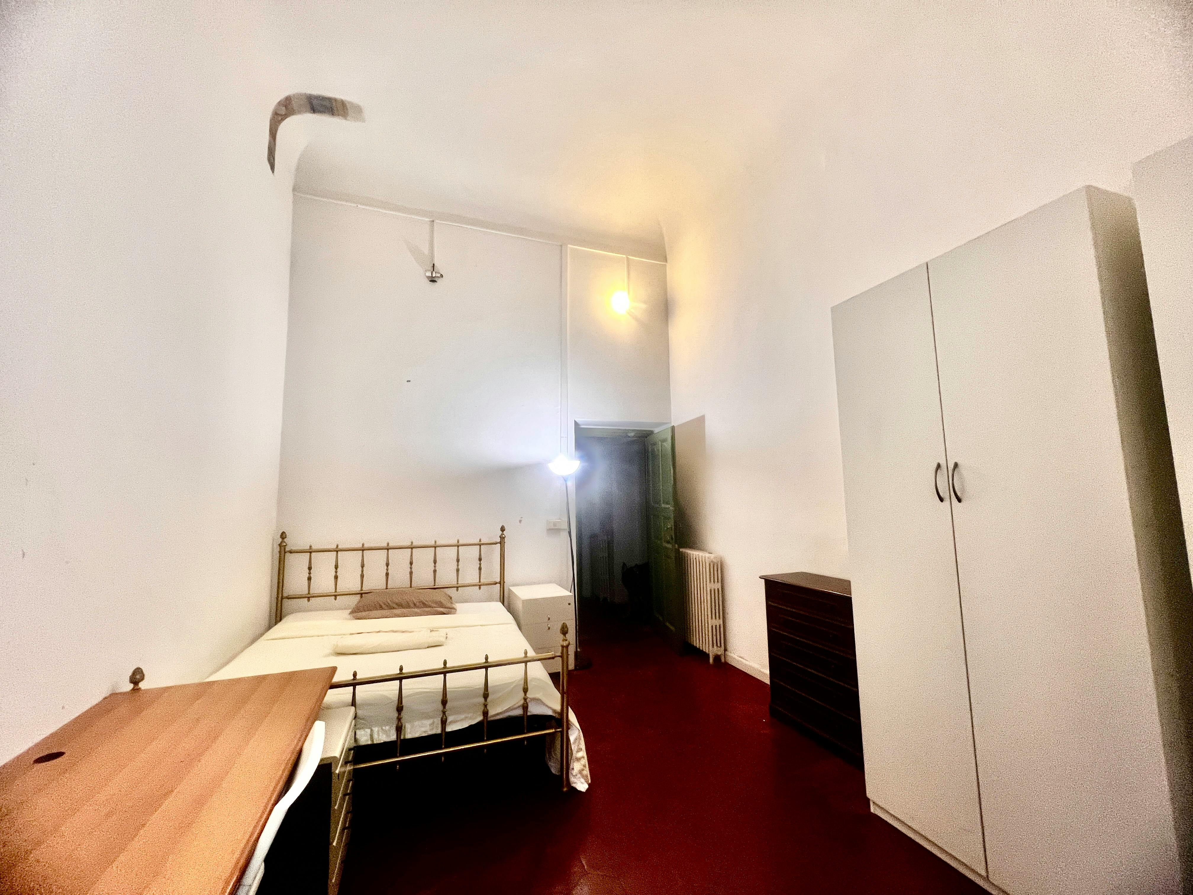 7-Bedroom Apartment in Via Bonifacio Lupi, Florence (1731873) ROOM 4