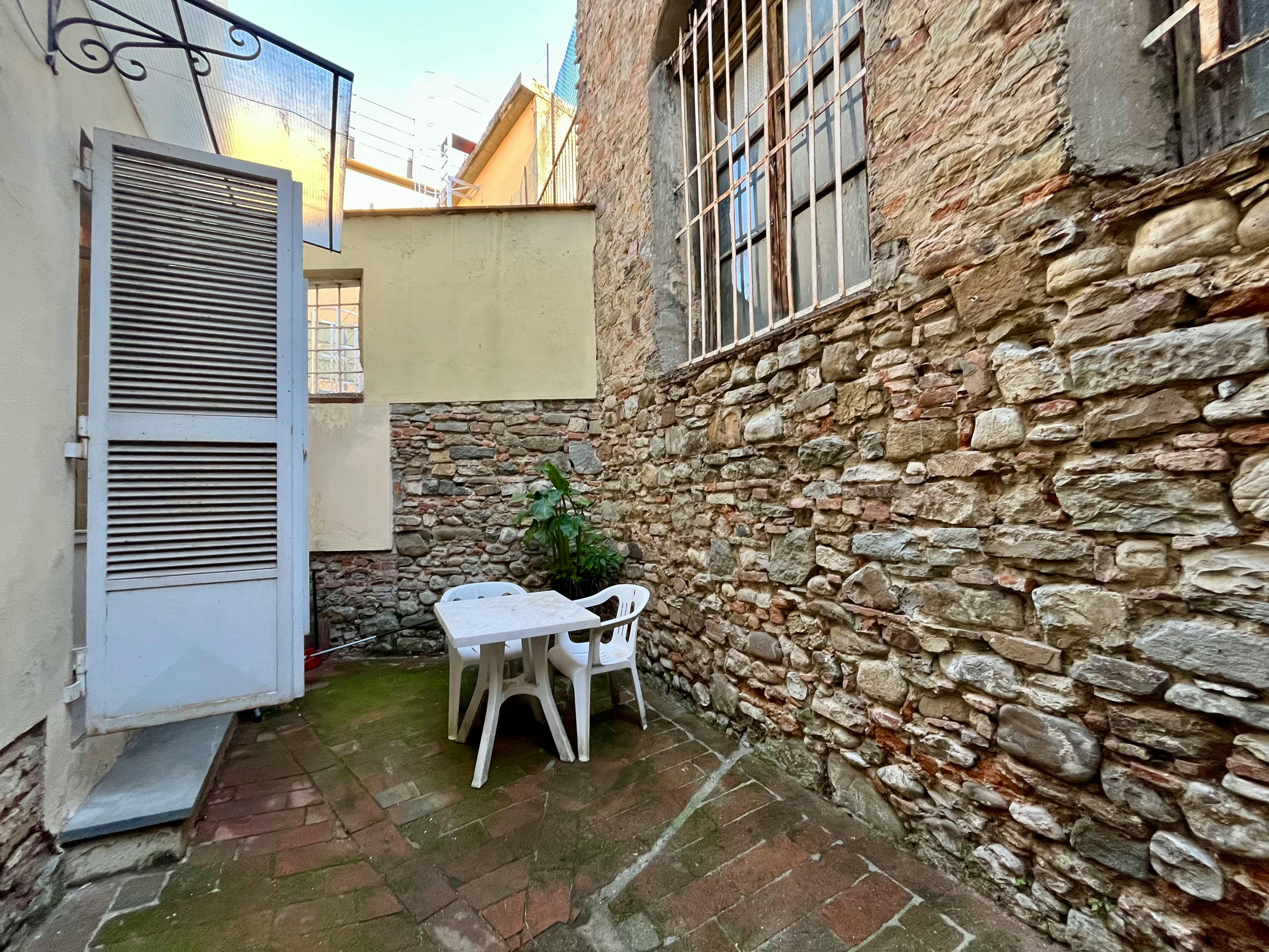 2-Bedroom Apartment in Via Antonio Scialoja, Florence (1731875) room image 8
