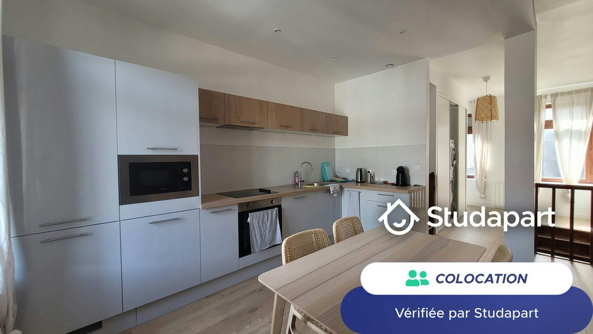 Private room for rent on Rue Rubens, Lille - Vue 5