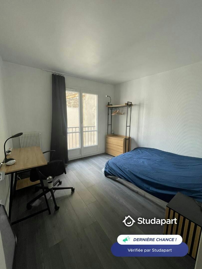 Pièce à Paris