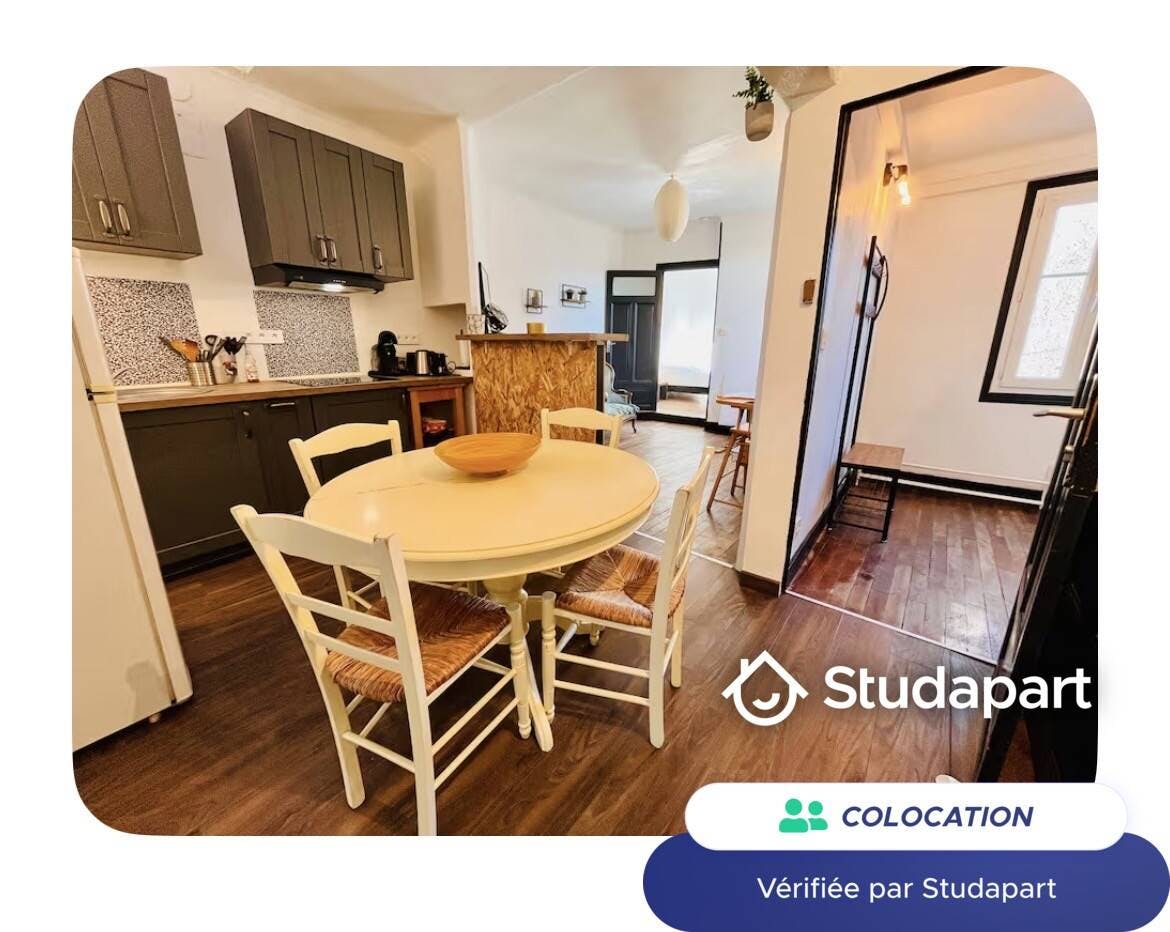 Quarto privado para alugar por € 370 por mês em Blois, Rue du Foix