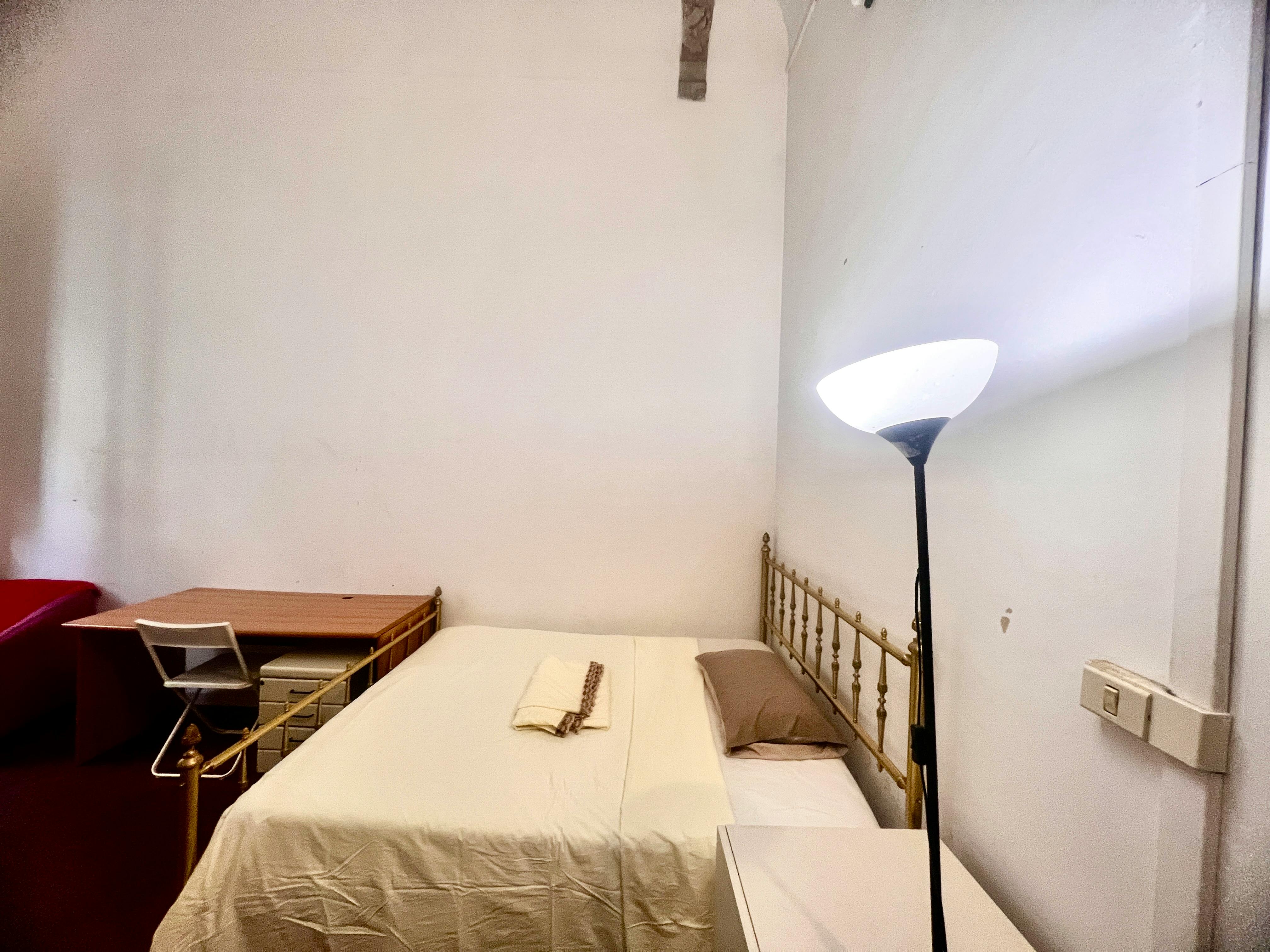 7-Bedroom Apartment in Via Bonifacio Lupi, Florence (1732060) room image 1