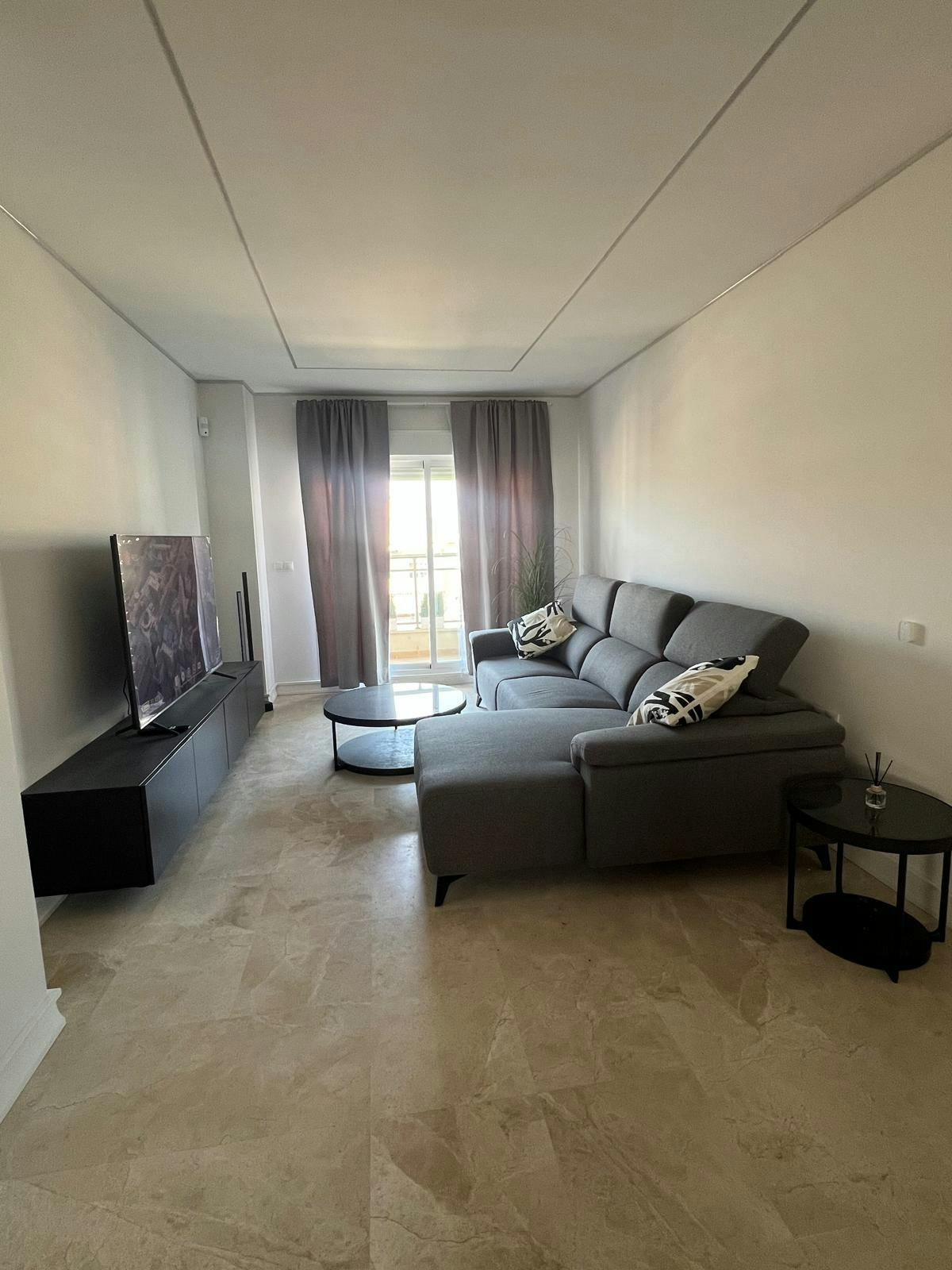 4-Bedroom Apartment in Calle Amalia Heredia, Málaga (1732073) ROOM 2