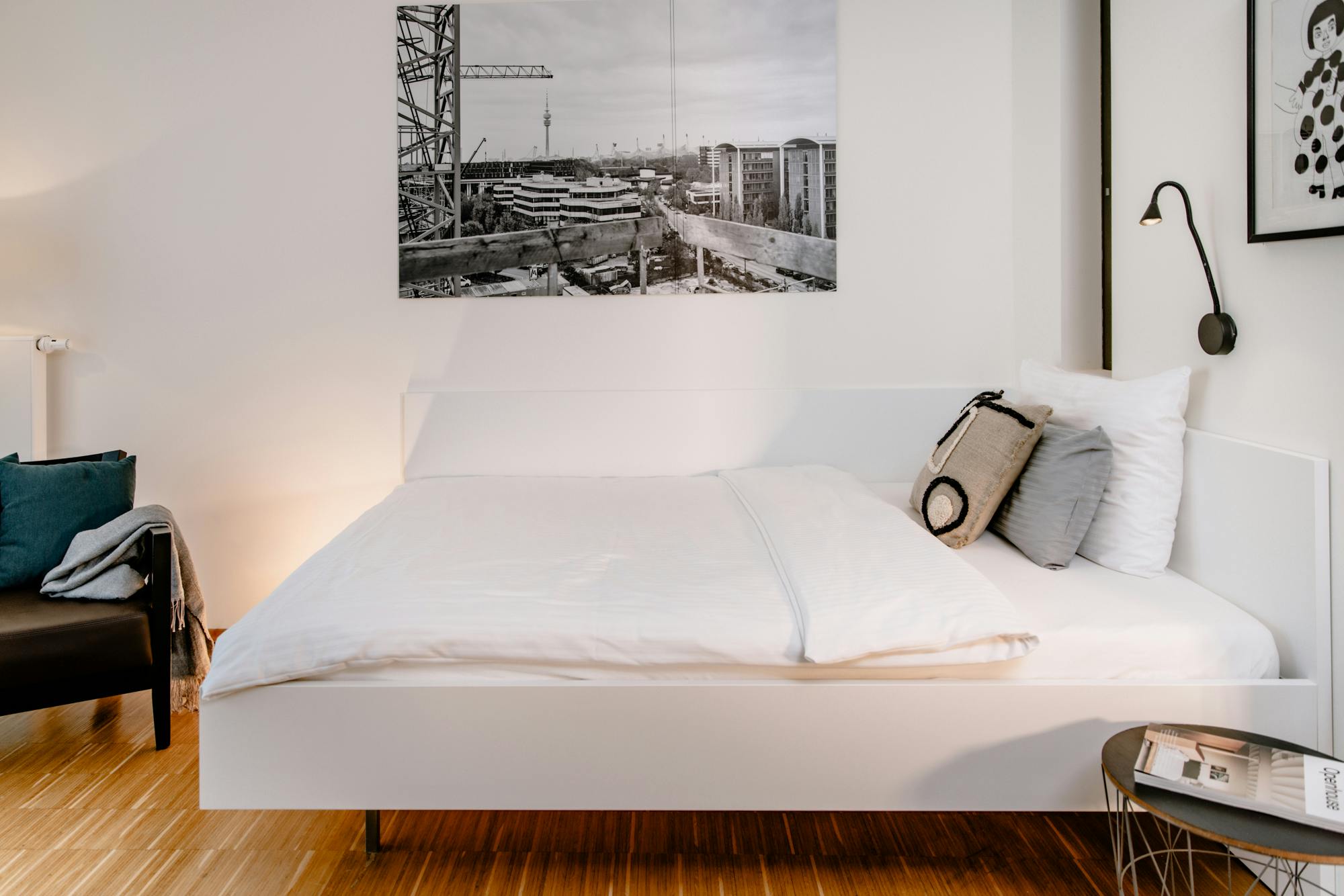 Studio zu mieten für 1.080 € pro Monat in Munich, Gneisenaustraße
