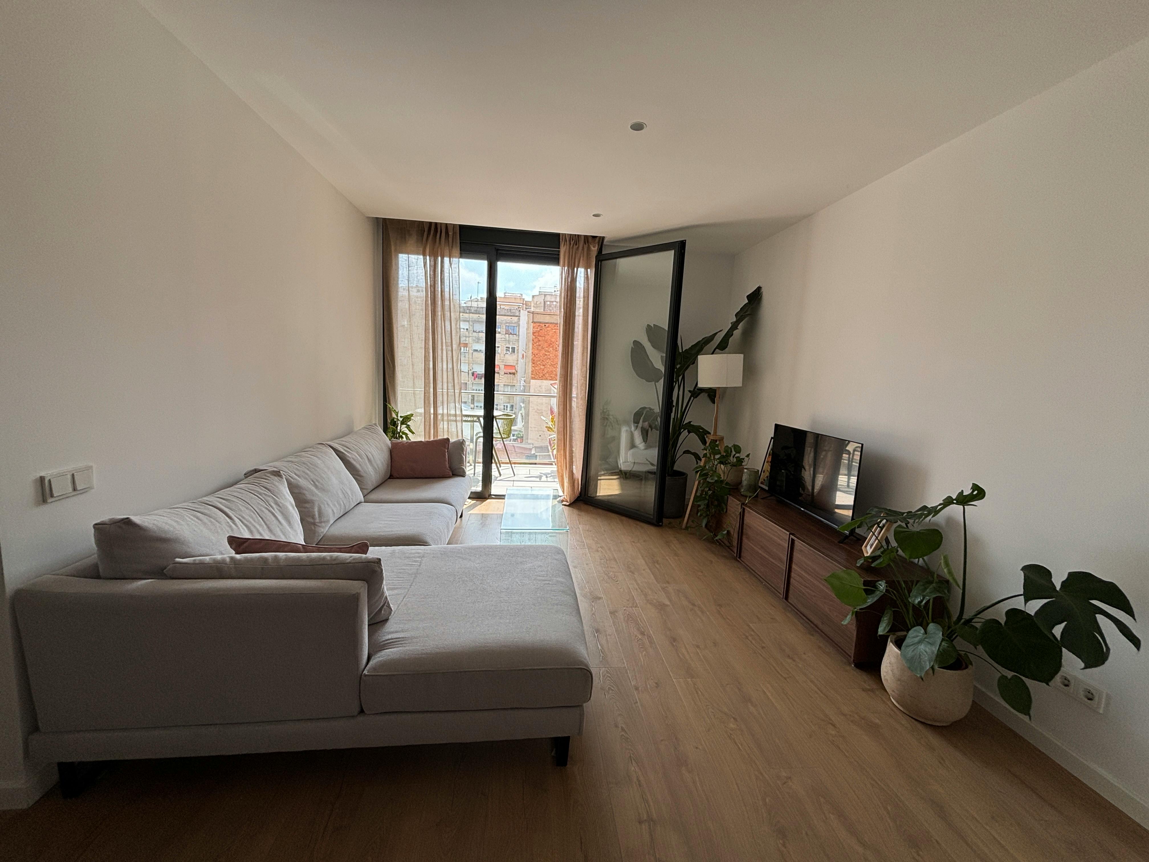 Apartment for rent for €1,600 per month in Barcelona, Carrer de los Castillejos