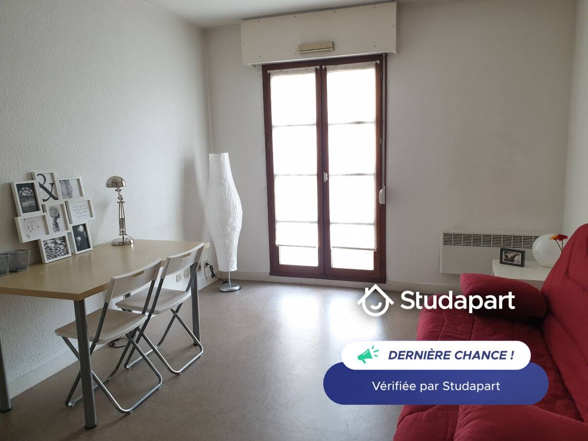 Appartement à louer pour 405 €/mois à Saint-Étienne, Rue Béraud