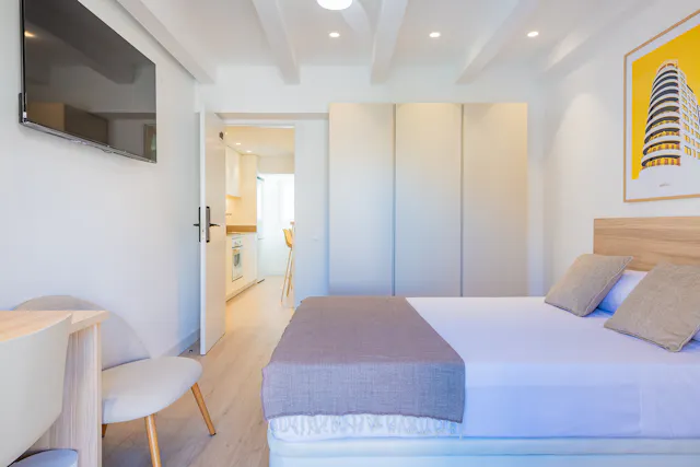 Private room in Carrer dels Sants Just i Pastor, Valencia (1732294) room image 2