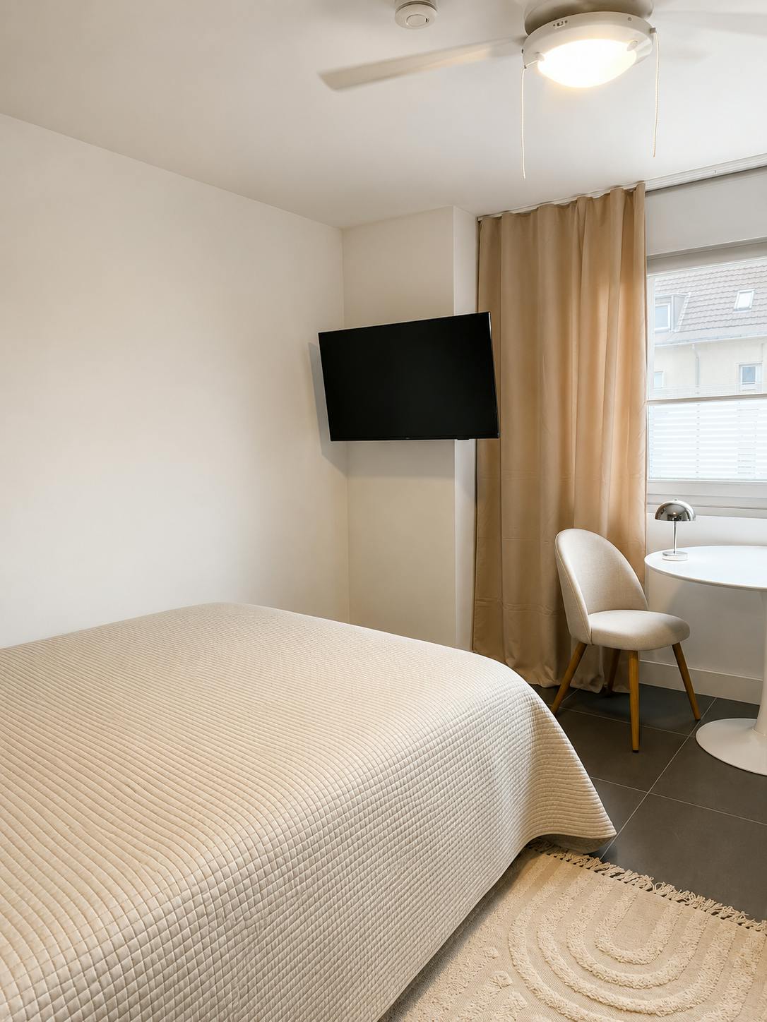 1-Bedroom Apartment in Himmelgeister Straße, Düsseldorf (1732333) ROOM 2