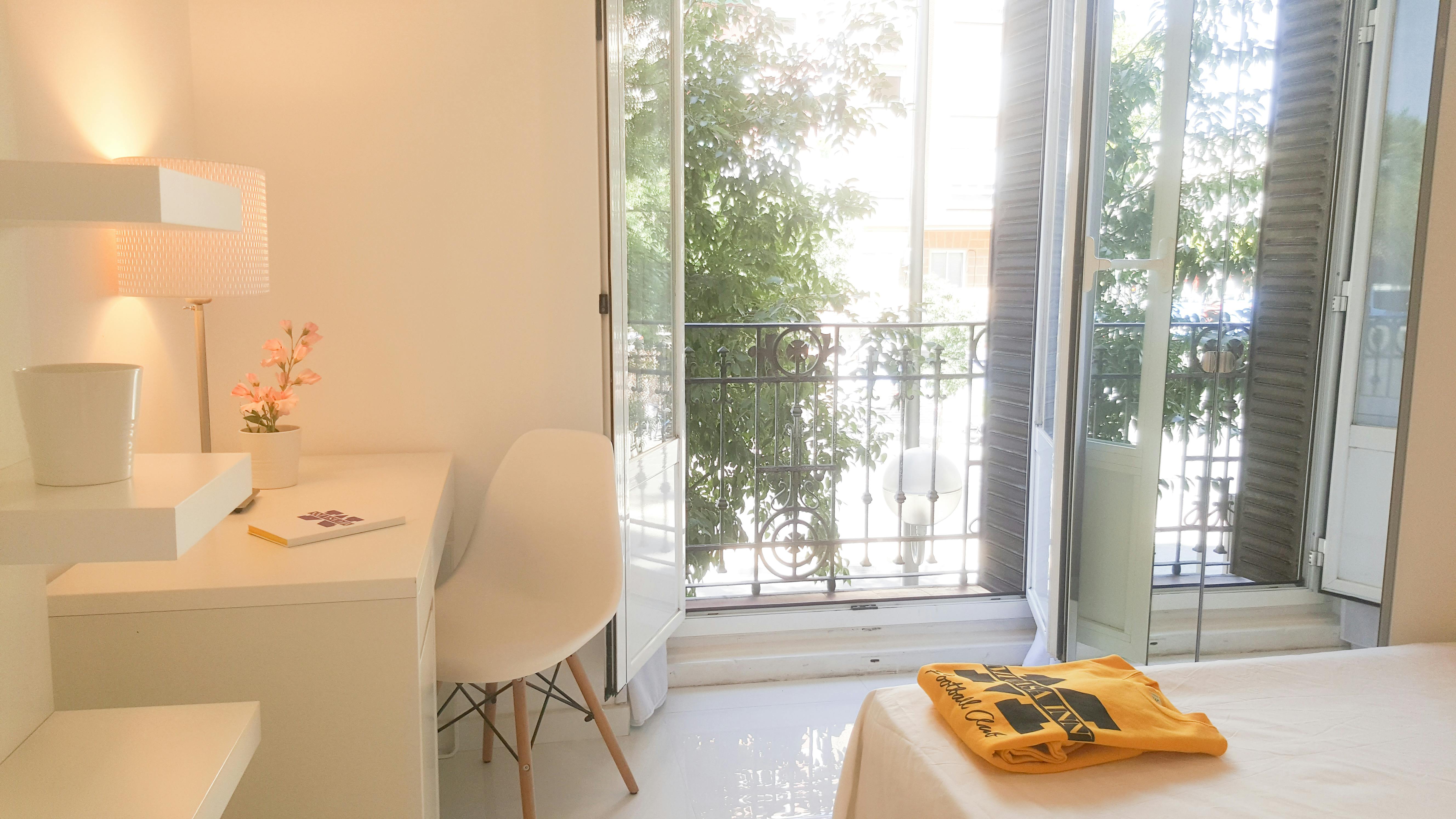 Glorieta Embajadores, Madrid preview