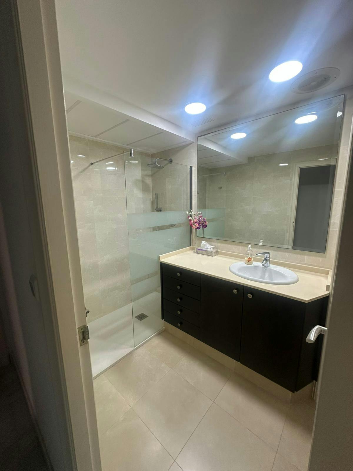3-Bedroom Apartment in Camí Assagador del Palmar, Alicante (1732396) ROOM 1