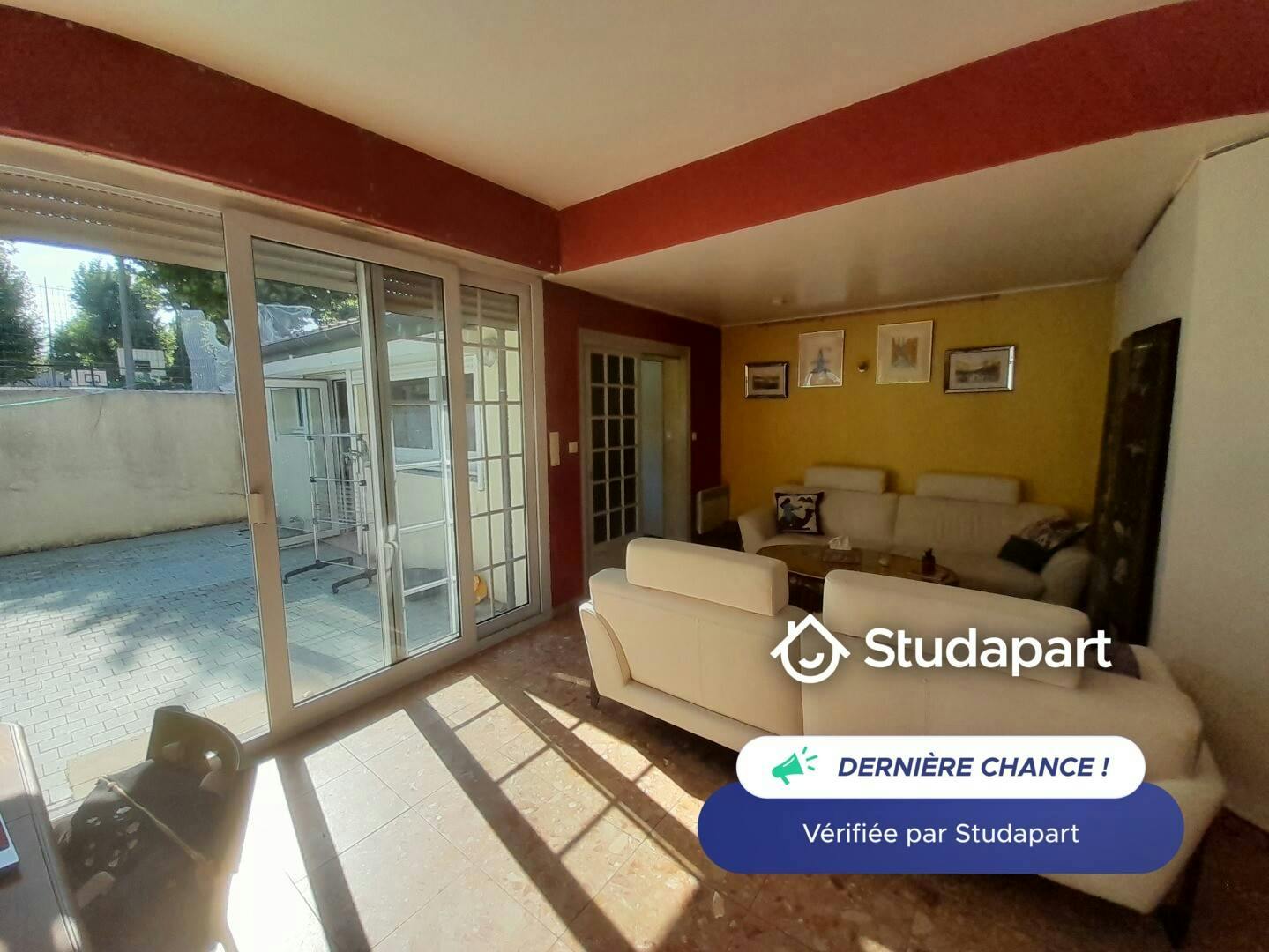 Private room for rent on Rue Chauffour, Bordeaux - Vue 3