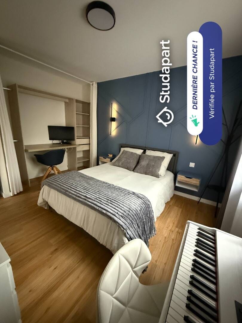 Cameră privată de închiriat pentru 520 EUR pe lună în Bressols, Avenue de la Gare
