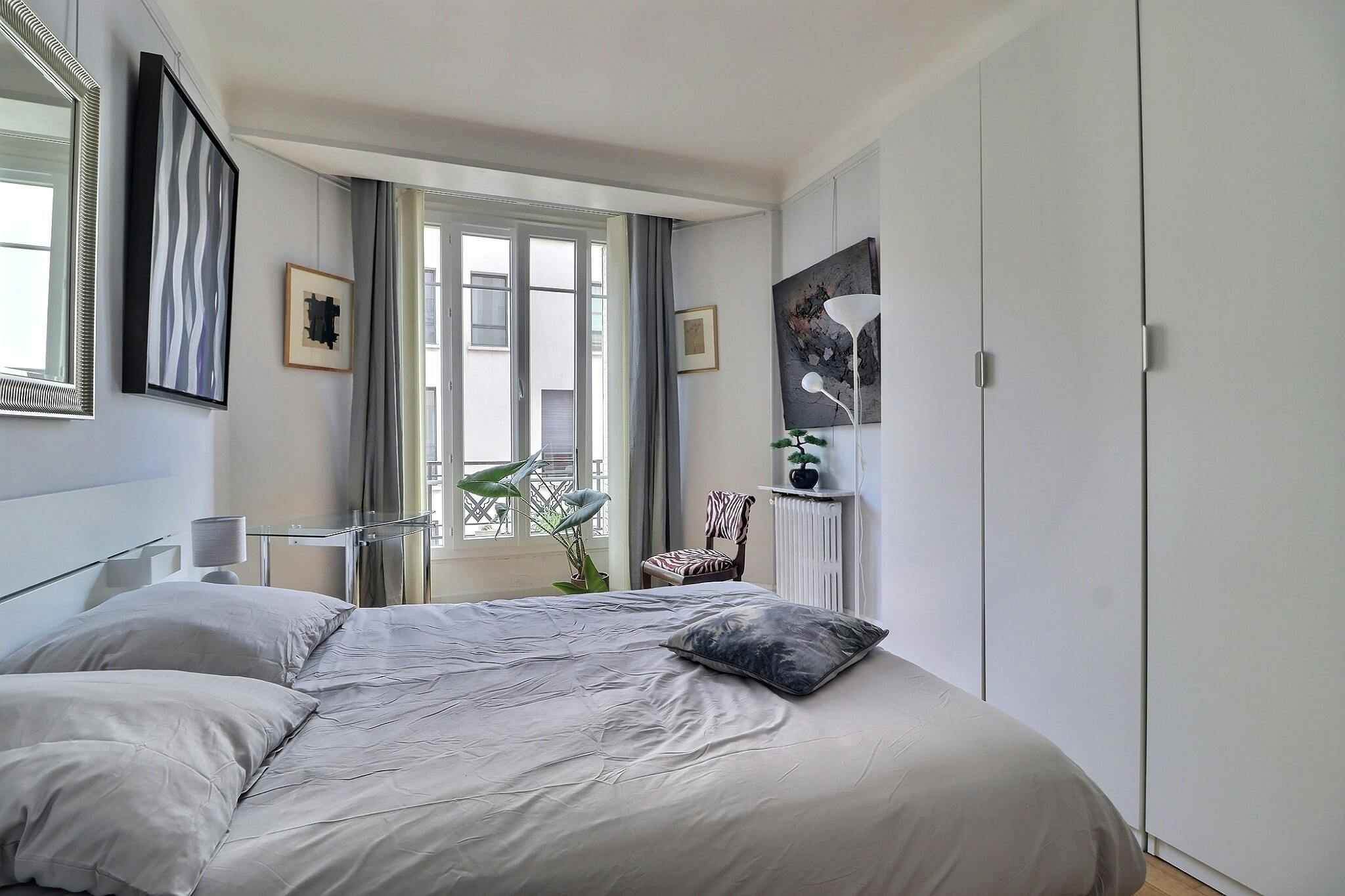 1-Bedroom Apartment in Rue Jouvenet, Paris (1732587) room image 10