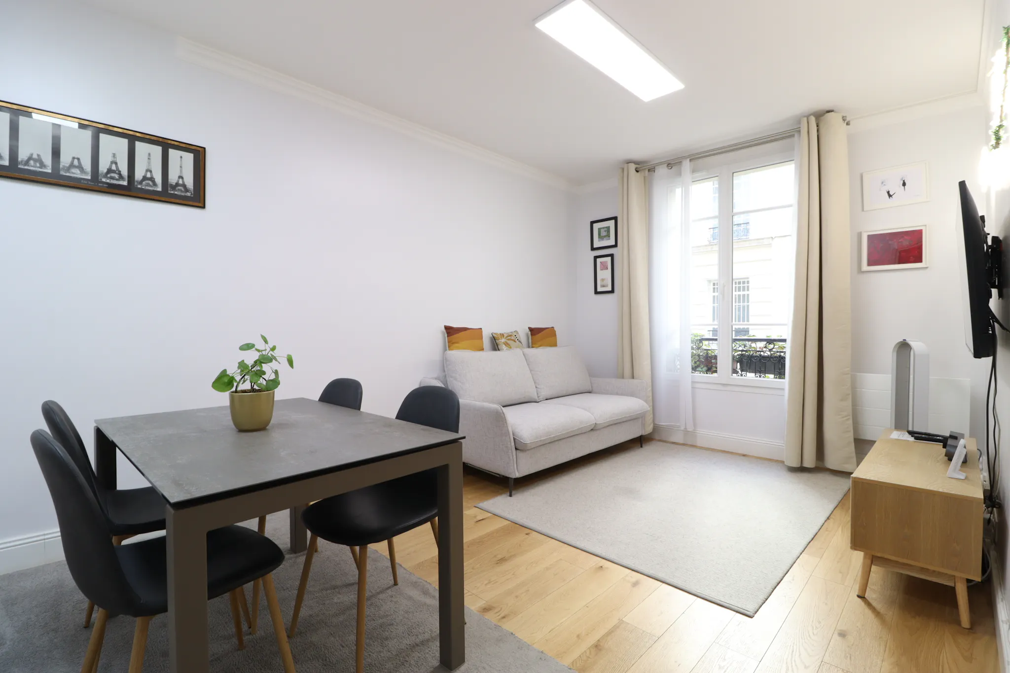 Rue Fourcroy, Paris preview