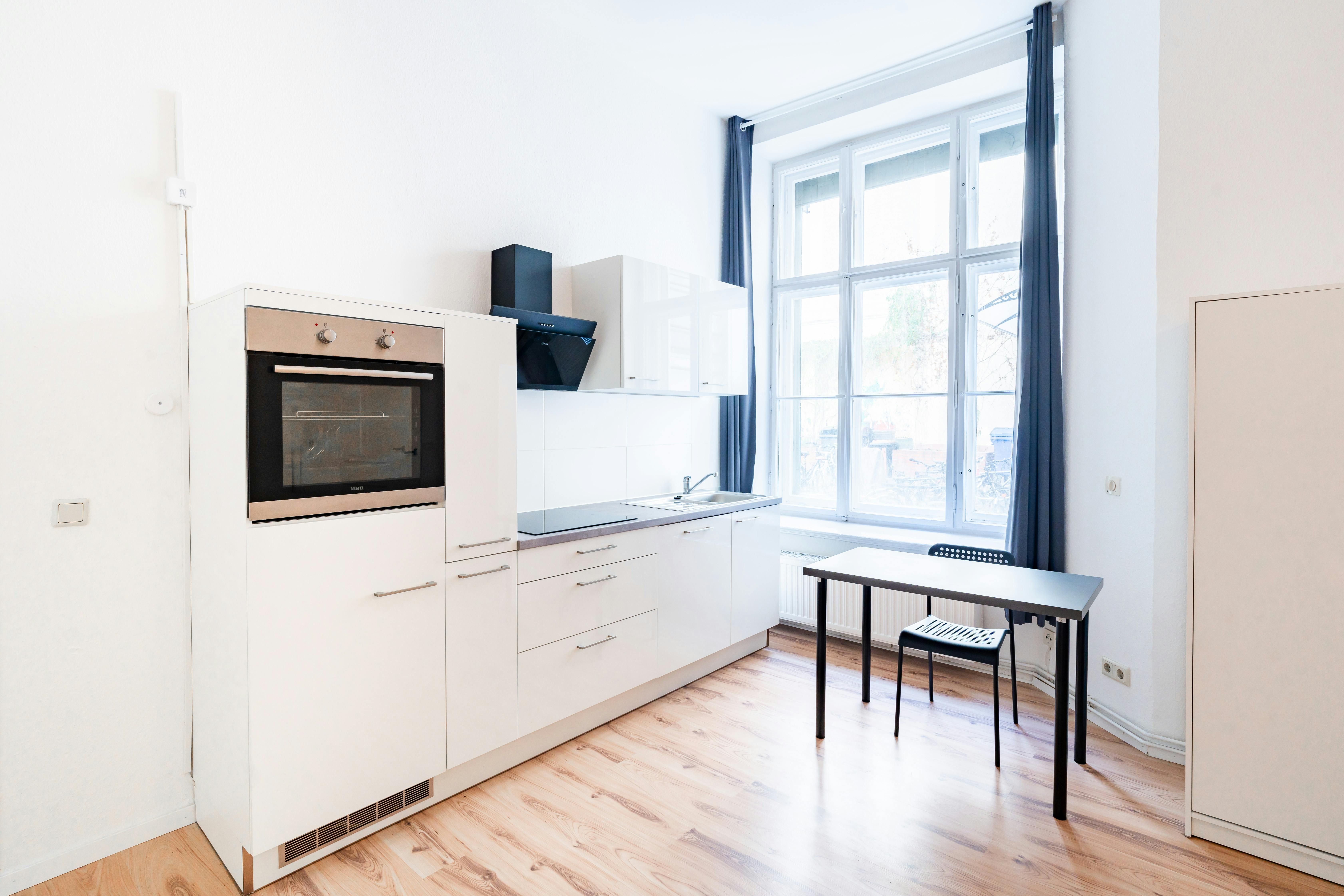 Mittenwalder Straße, Berlin preview