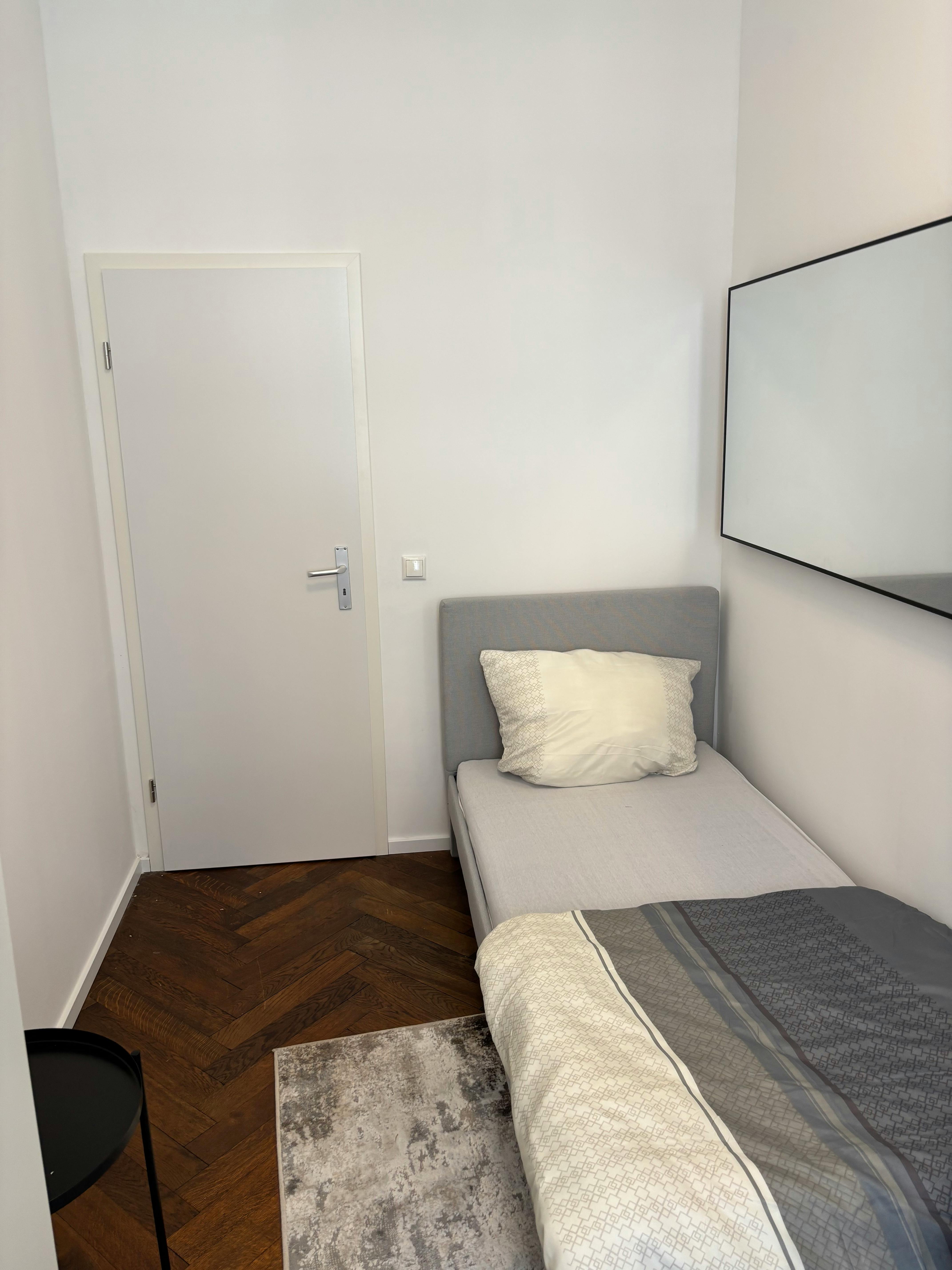Private room in Westermühlstraße, Munich (1732661) room image 1