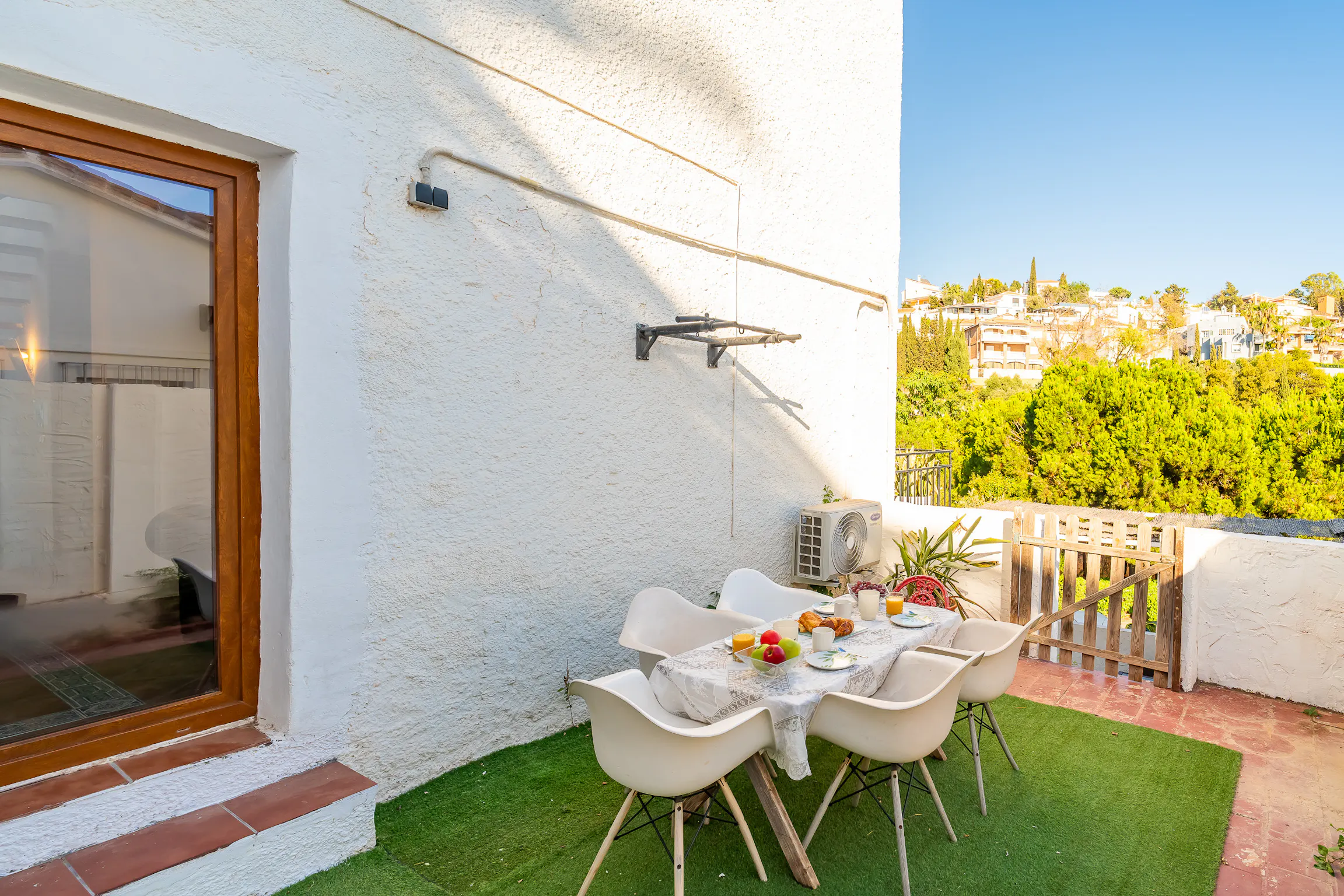4-Bedroom House in Calle Andaluces, Málaga (1732695) ROOM 2