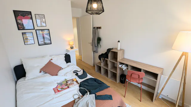 Private room in Rue Petit, Clichy (1732703) room image 1