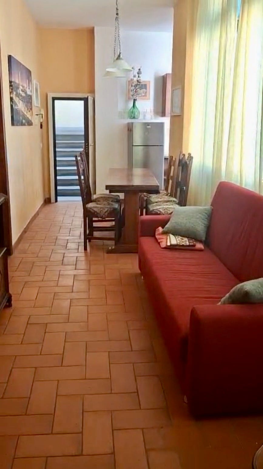 2-Bedroom Apartment in Viale Fratelli Rosselli, Florence (1732744) ROOM