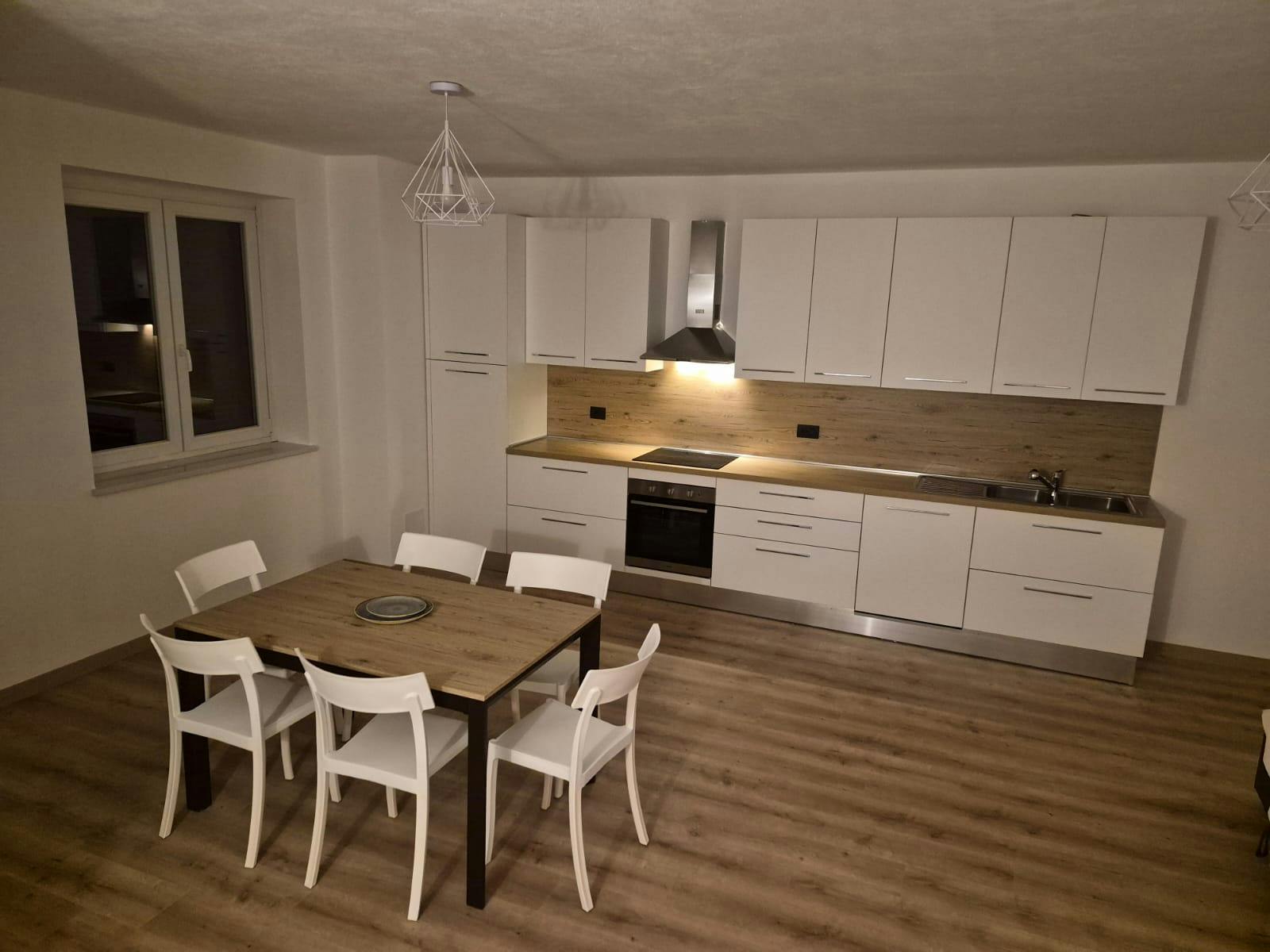 Apartment for rent for €1,250 per month in Poirino, Via Trieste