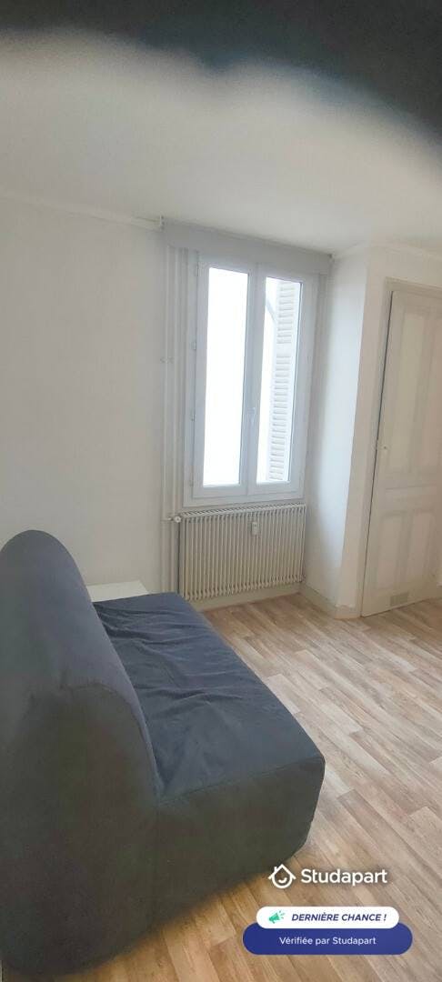 Apartament de închiriat pentru 490 EUR pe lună în Rouen, Rue du Champ des Oiseaux