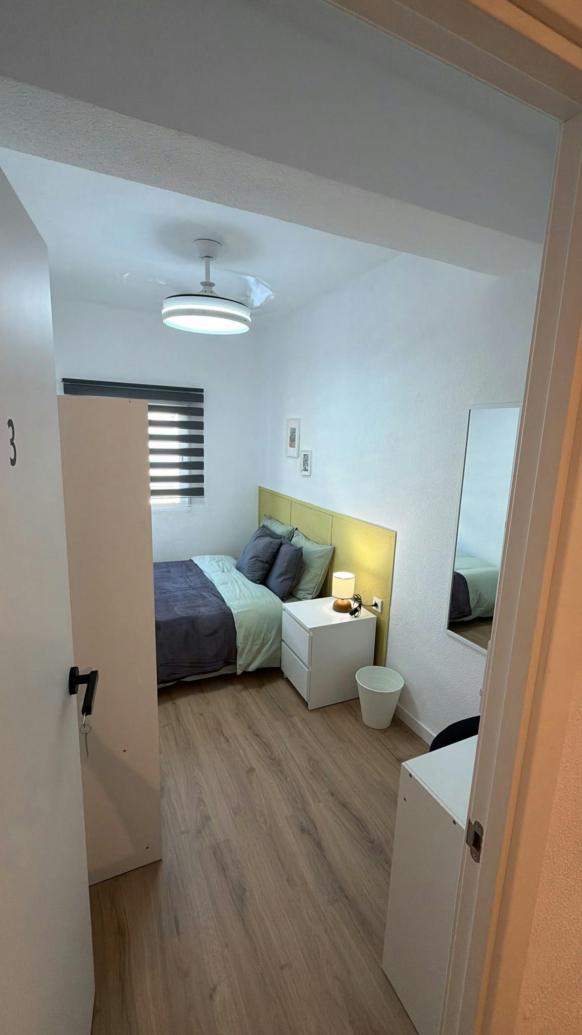 私人房间 正在以 €410 的月租出租，其位于 Alicante, Calle Hércules