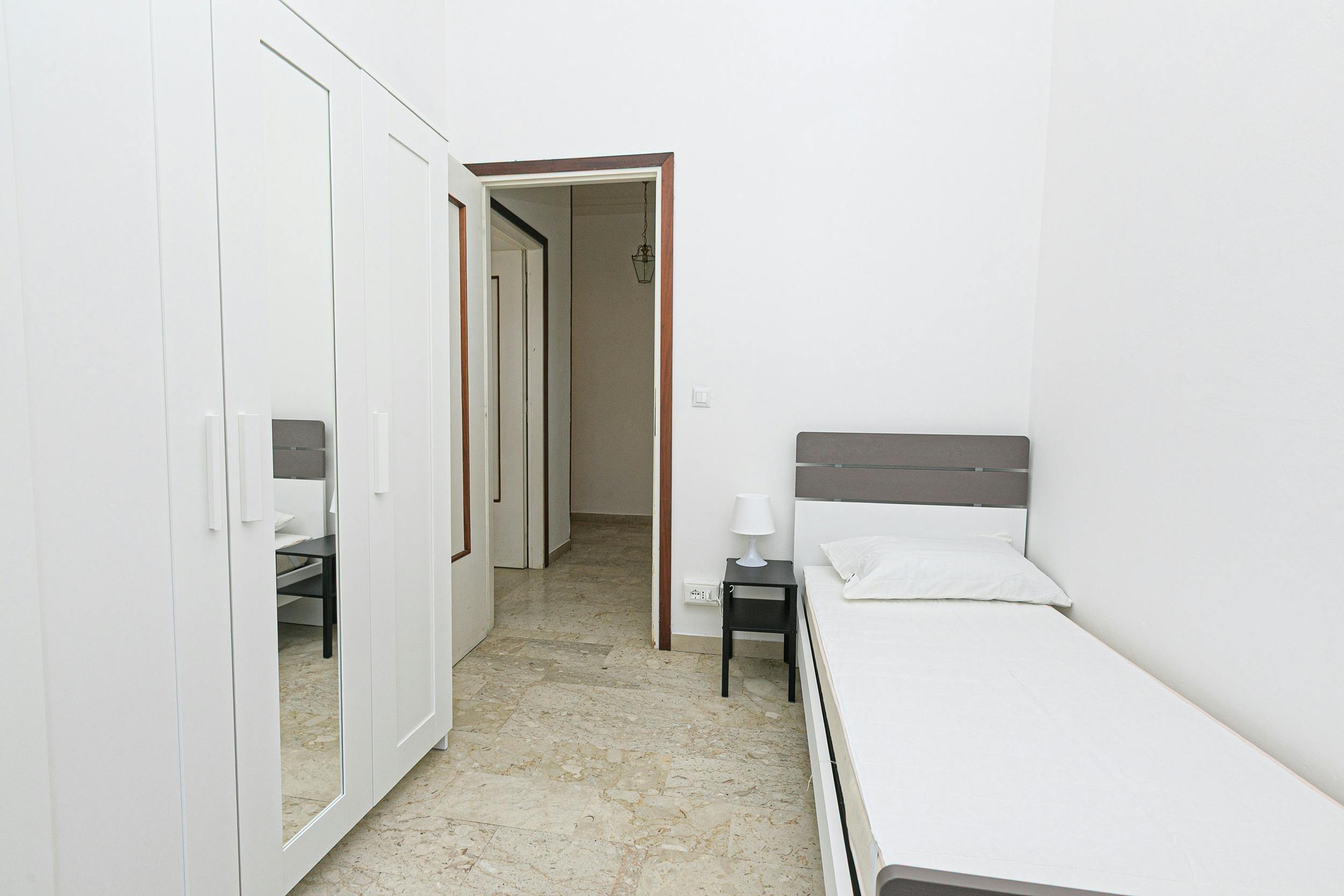 Private room in Via Silvio Lagustena, Genoa (1732865) ROOM